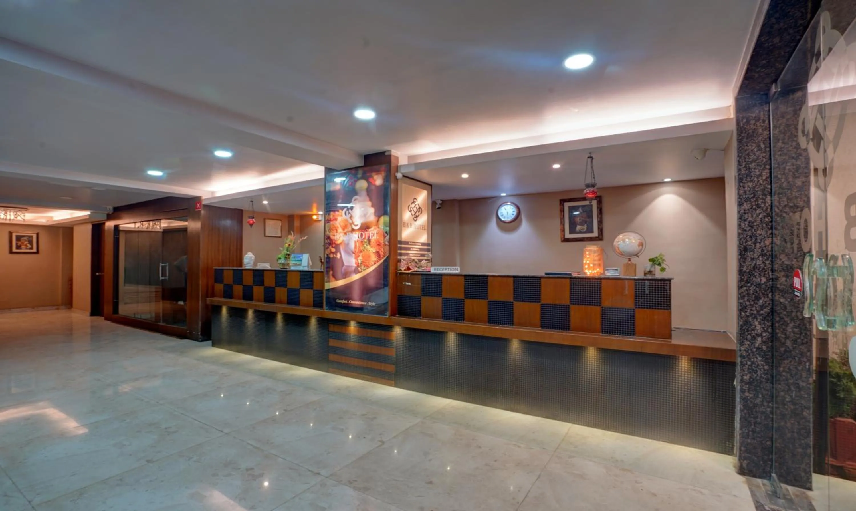 Lobby or reception in Treebo B&B