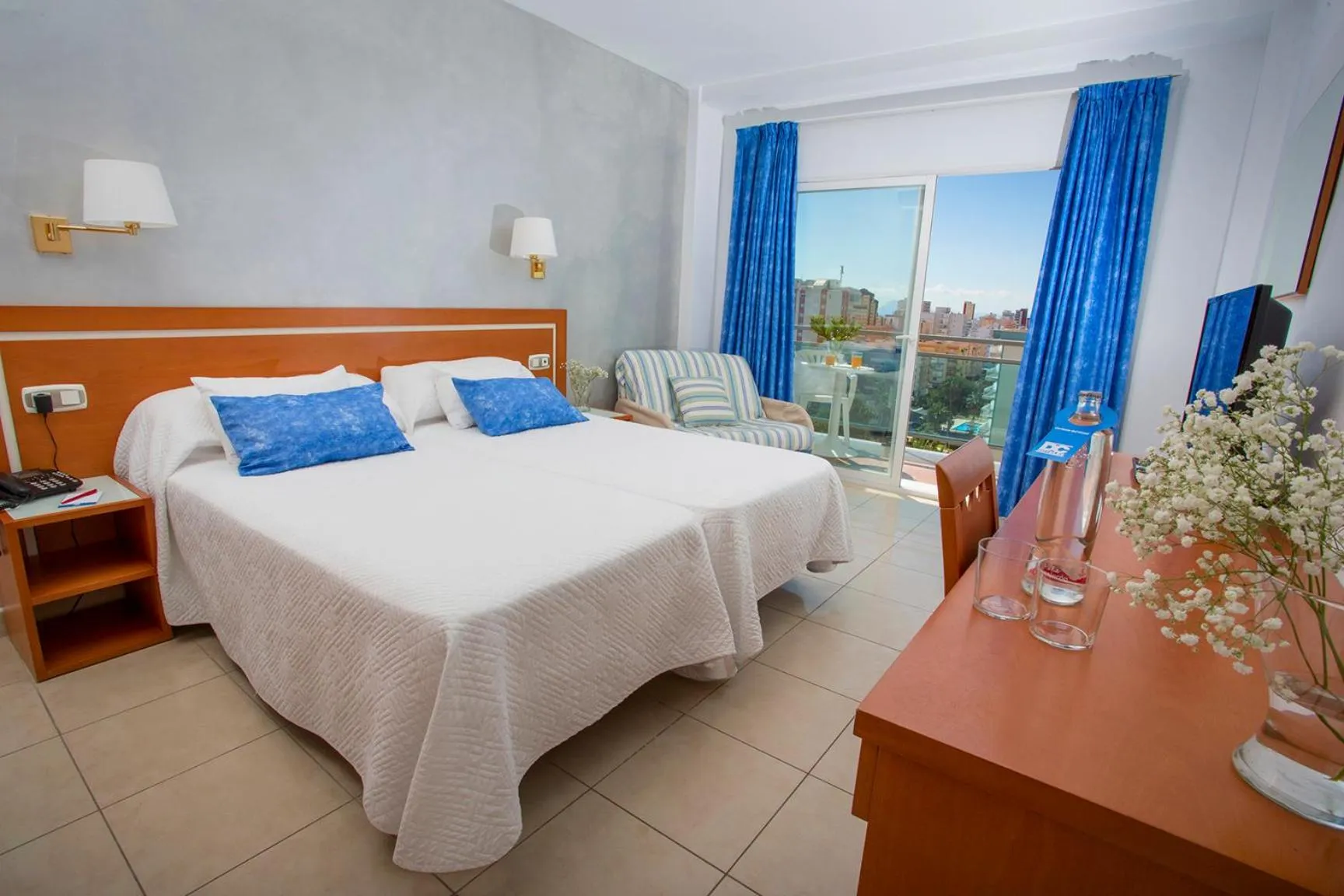 Photo of the whole room, Bed in Hotel Don Pablo