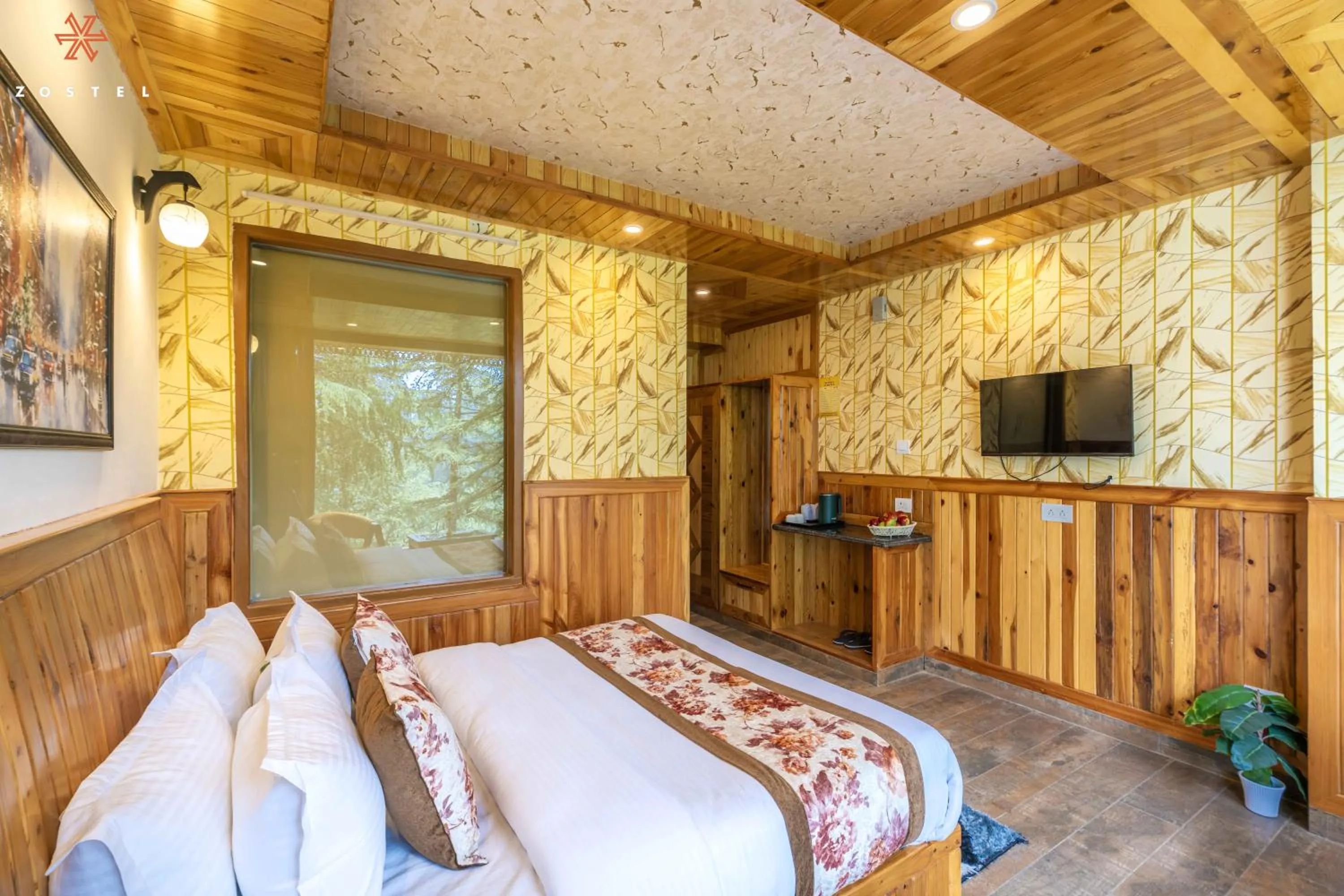 Bed in Zostel Kotgarh, Narkanda