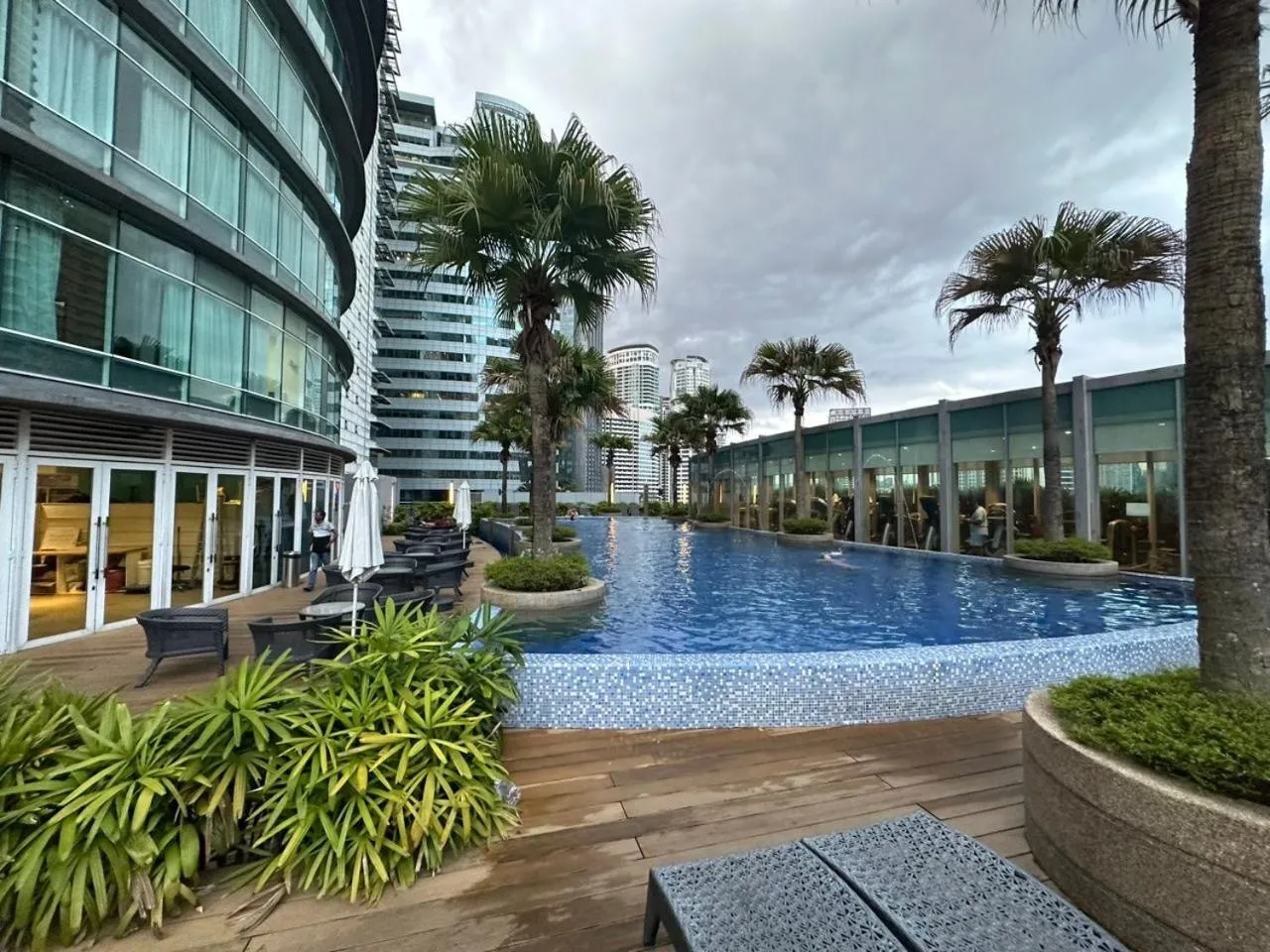 Swimming pool in Vortex Suites KLCC City Center