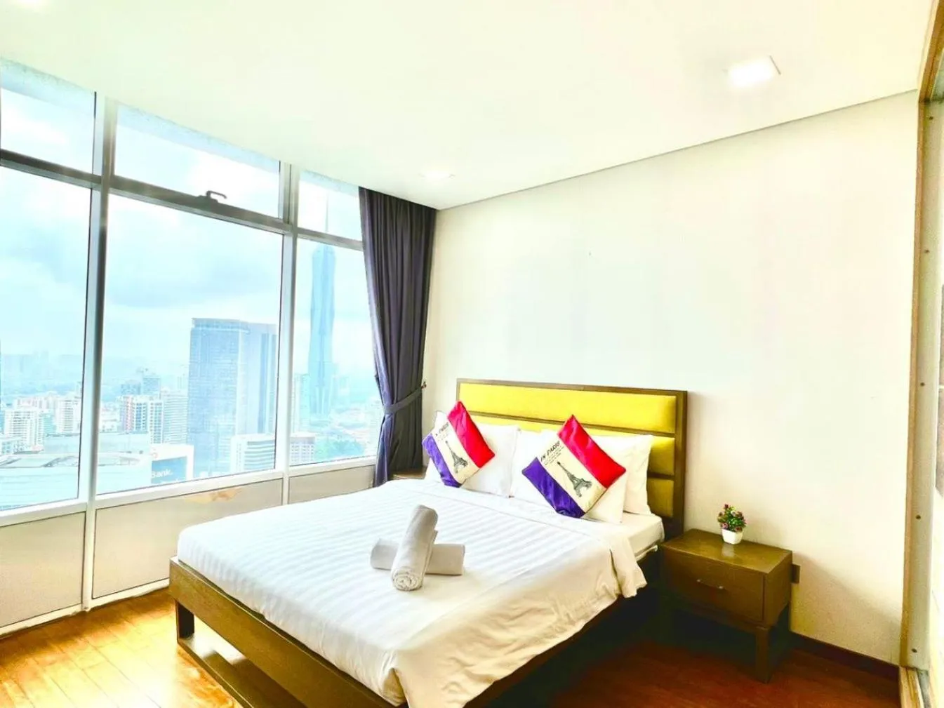 Bedroom in Vortex Suites KLCC City Center