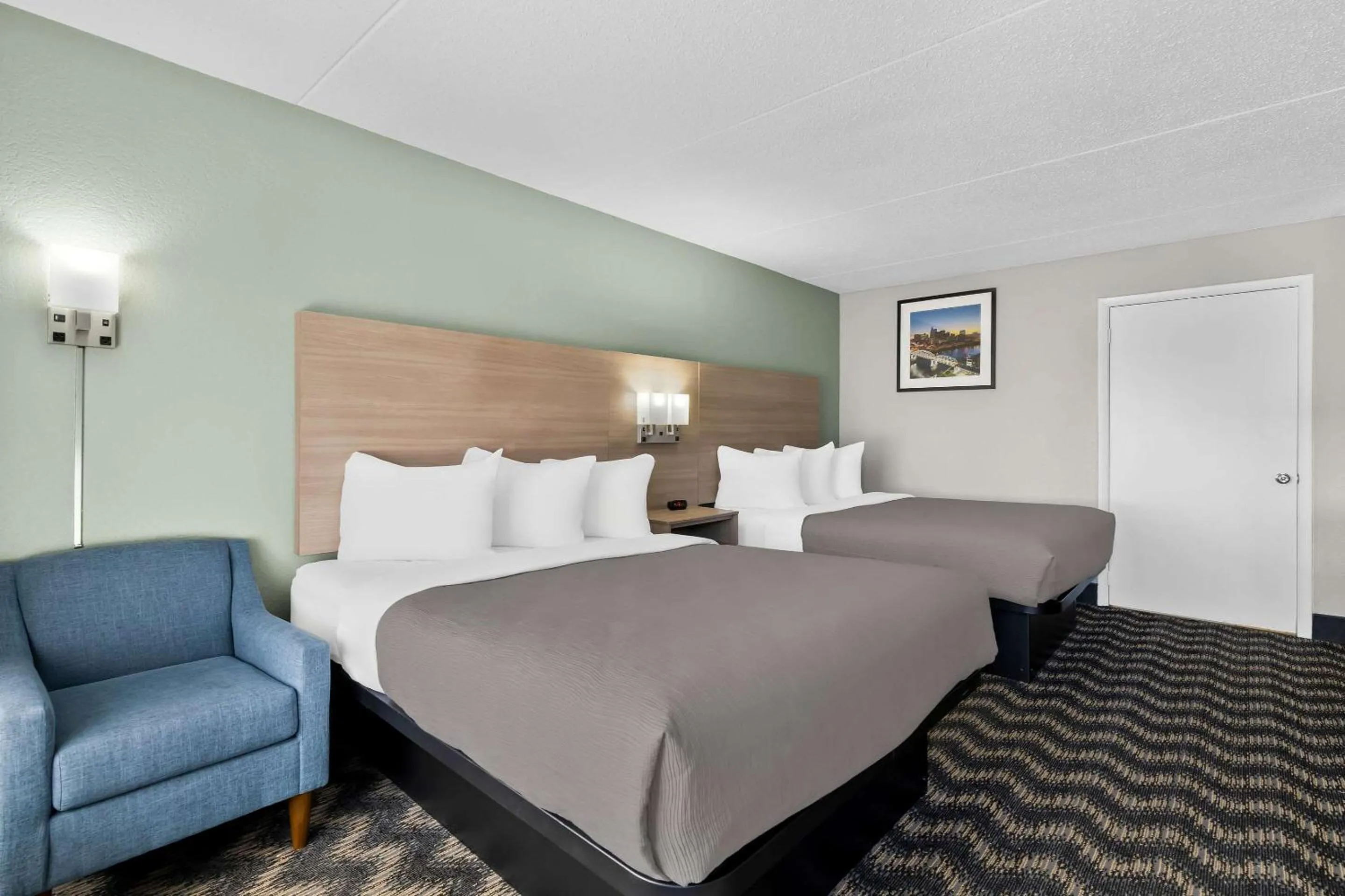 Bedroom, Bed in Quality Inn Nashville - Opryland Area