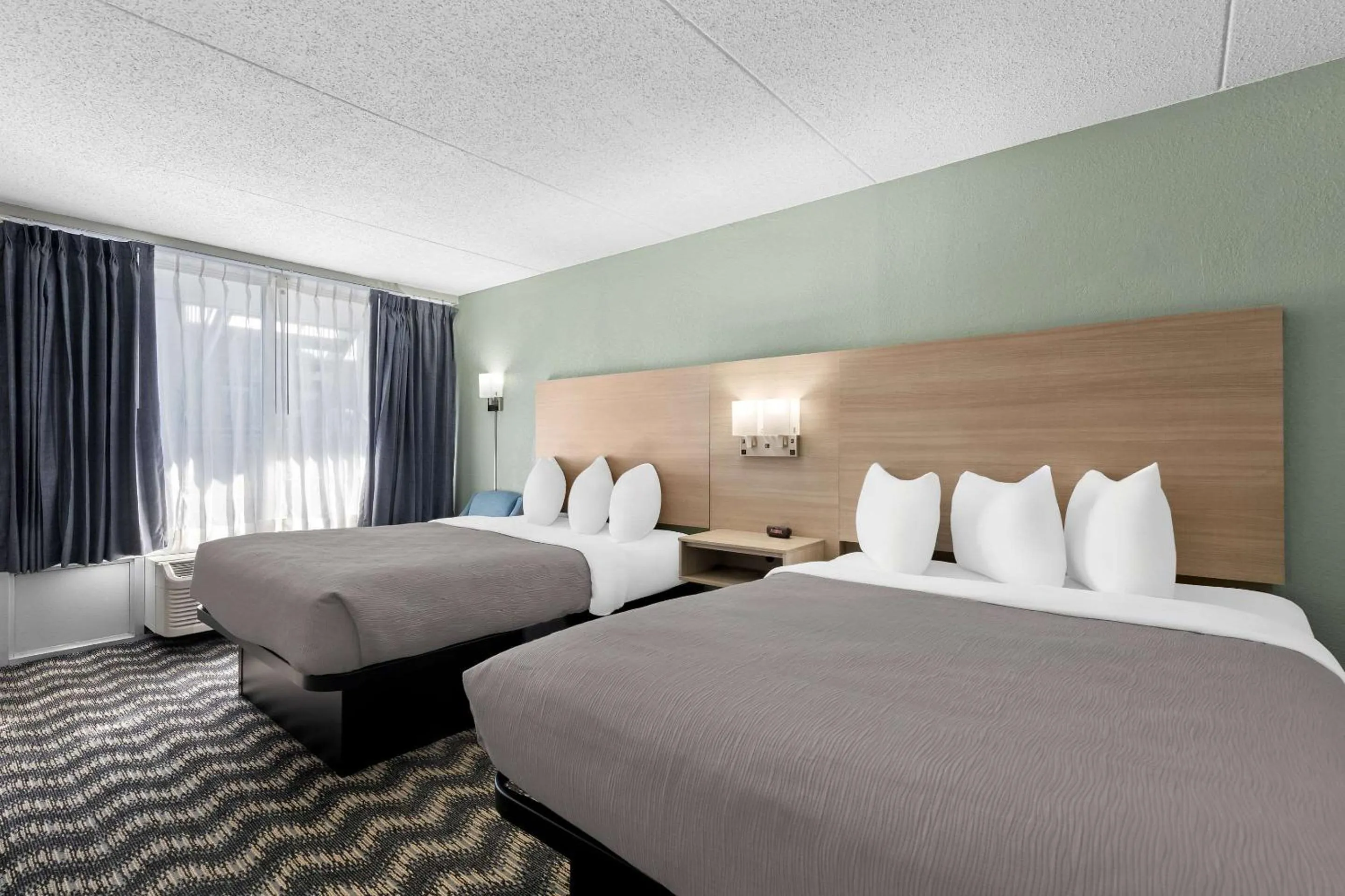 Bedroom, Bed in Quality Inn Nashville - Opryland Area