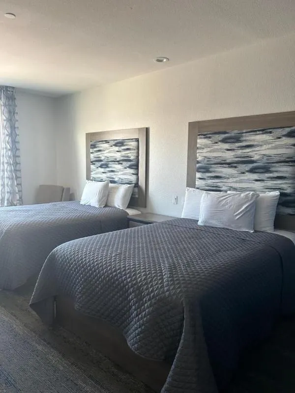 Bed in Express Inn - Richey