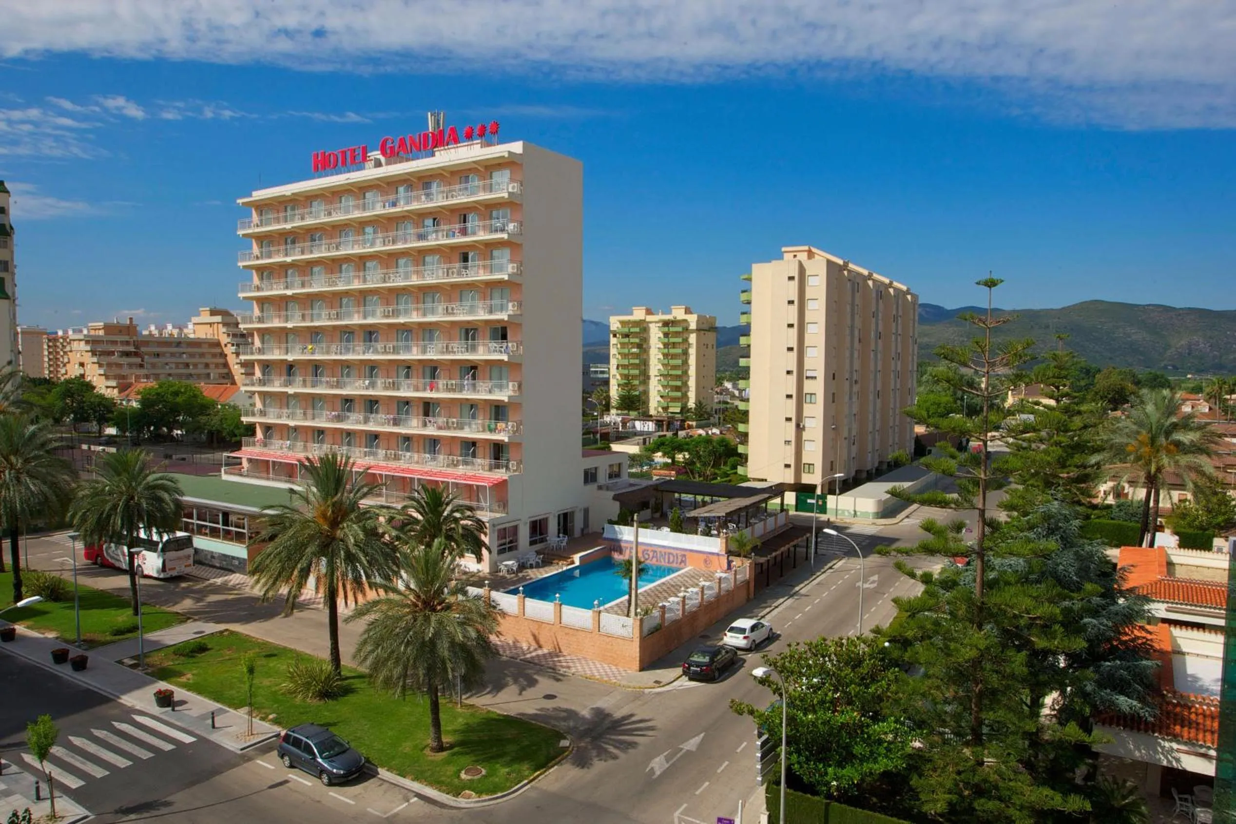 Facade/entrance in Gandia Playa