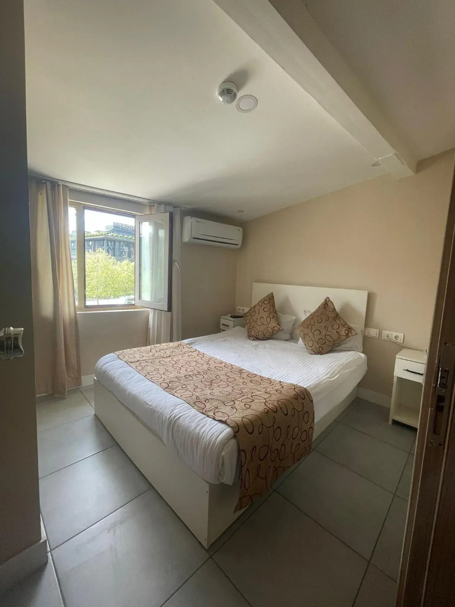 Bedroom, Bed in Rota Star Hotel Beyoğlu Bedroom, Bed in Rota Star Hotel Beyoğlu