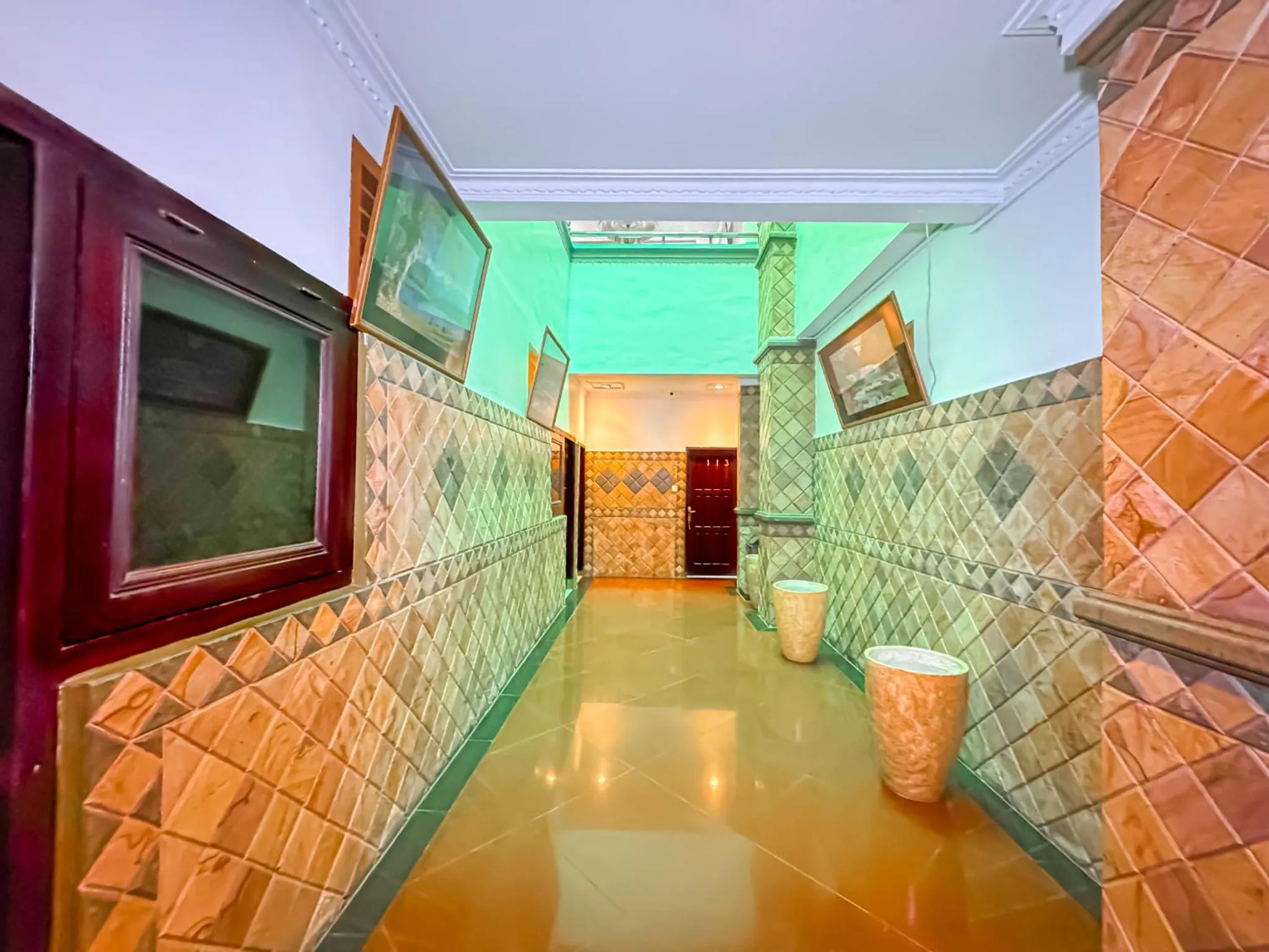 Inner courtyard view in Hotel Grand Bandara