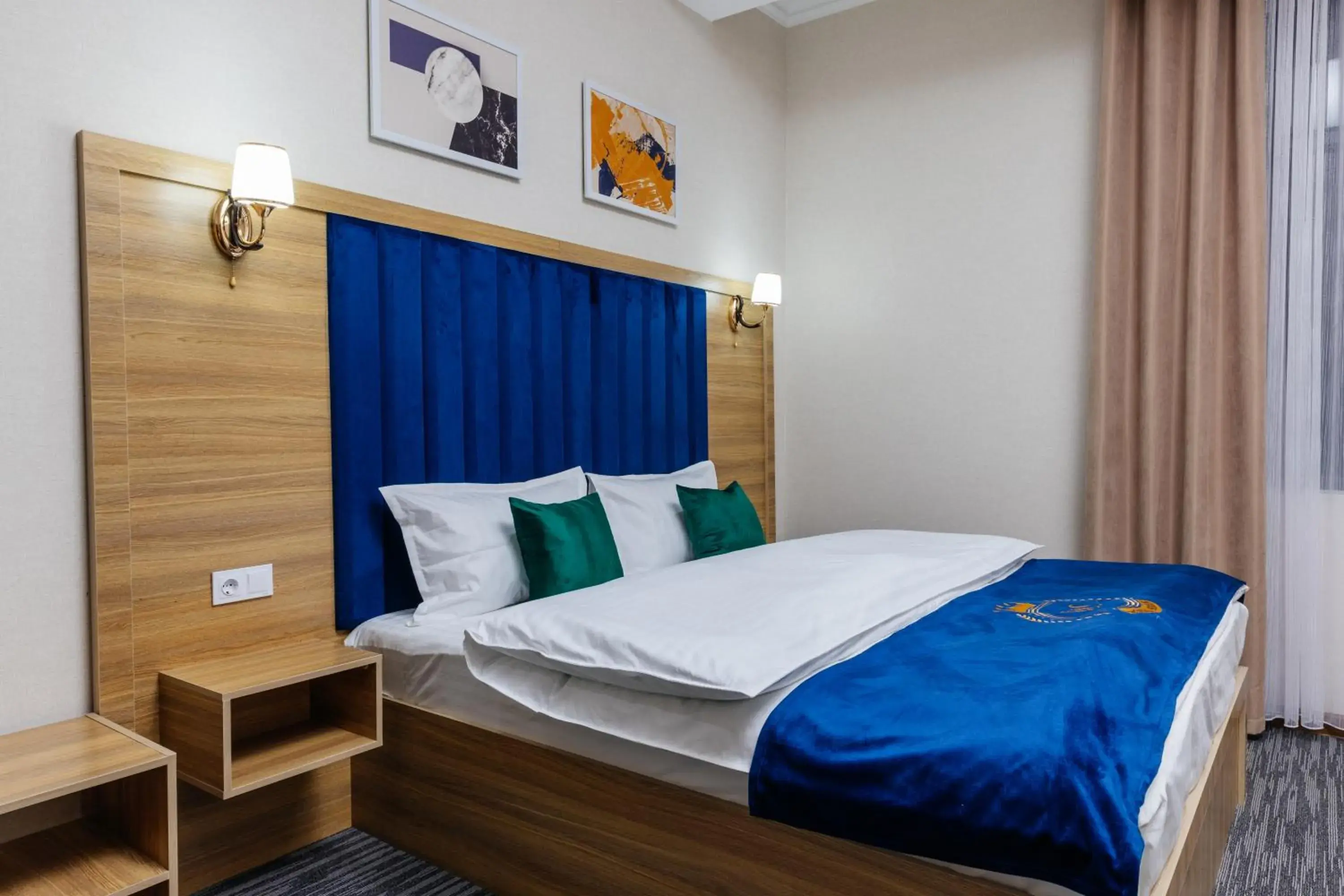 Deluxe Double Room - single occupancy in Royal Sebzor Hotel Deluxe Double Room - single occupancy in Royal Sebzor Hotel