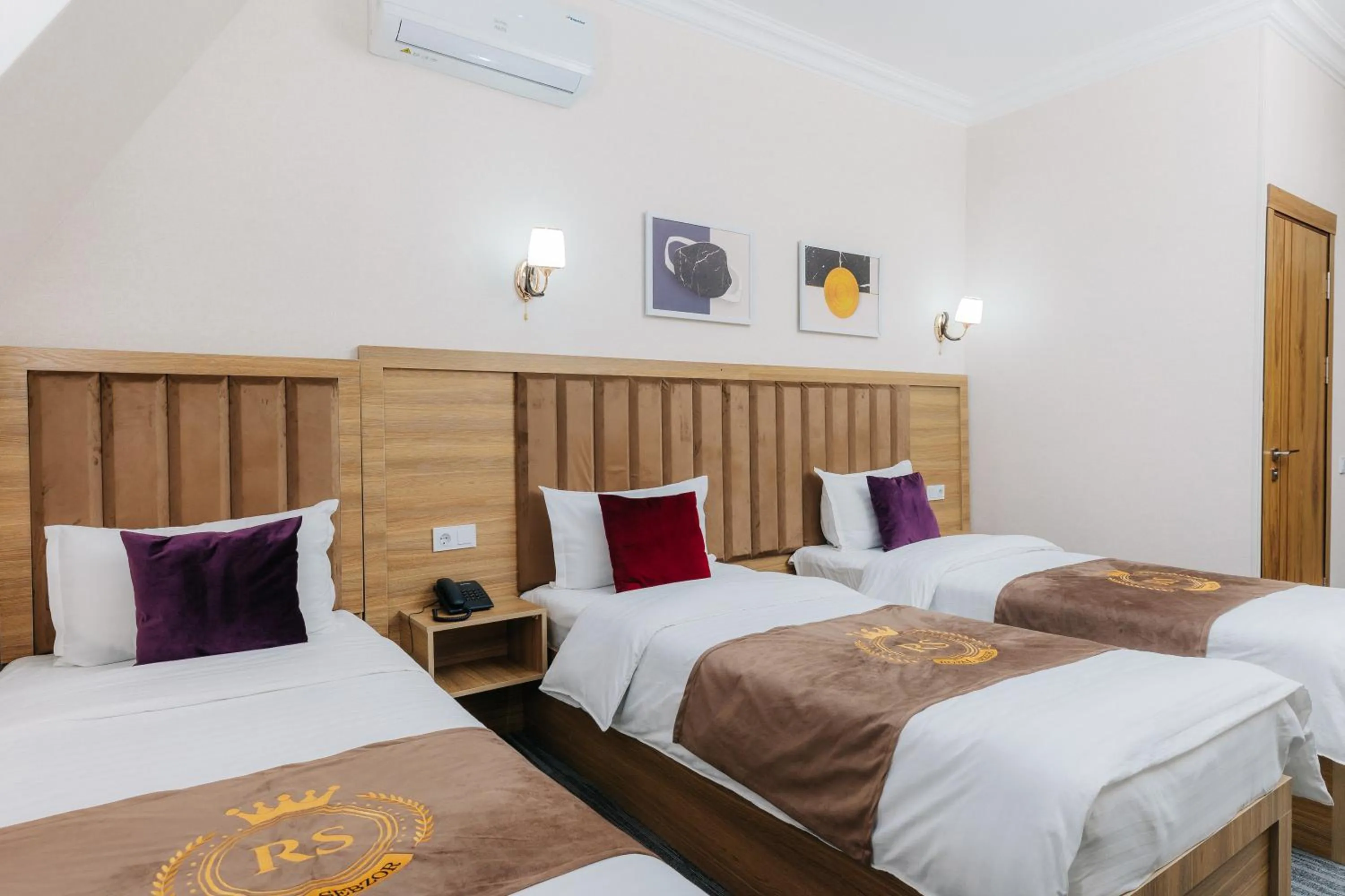 Comfort Triple Room in Royal Sebzor Hotel