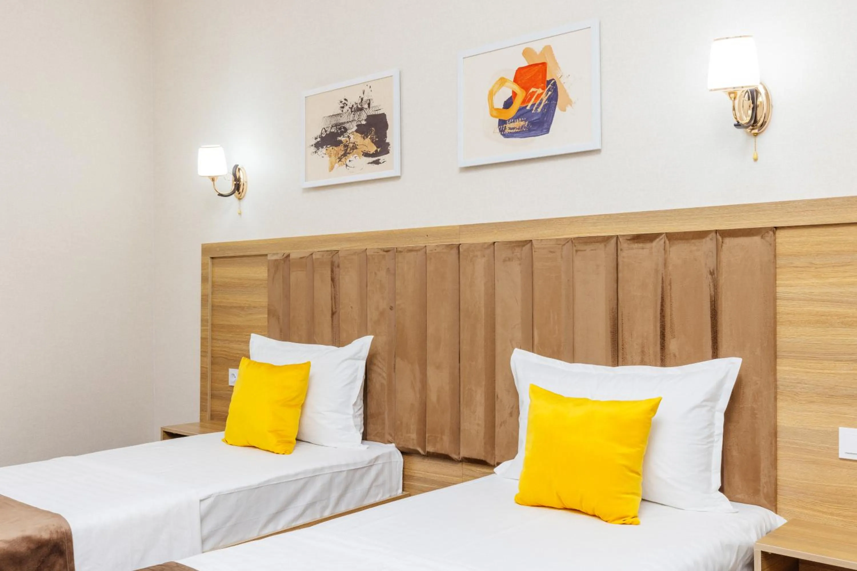 Budget Twin Room in Royal Sebzor Hotel