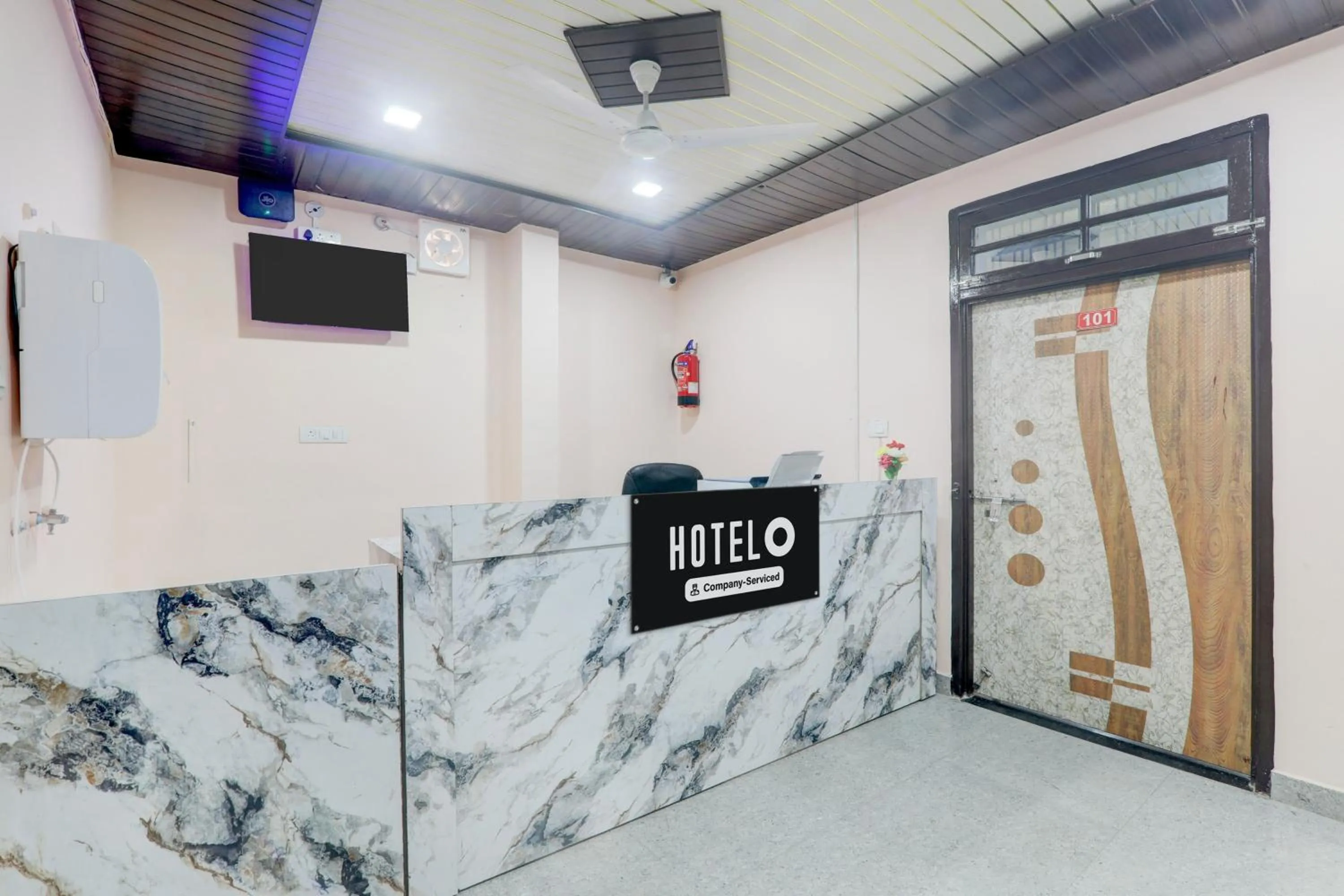 Lobby or reception in Super Hotel O Shri Buddheshwar Temple Lucknow