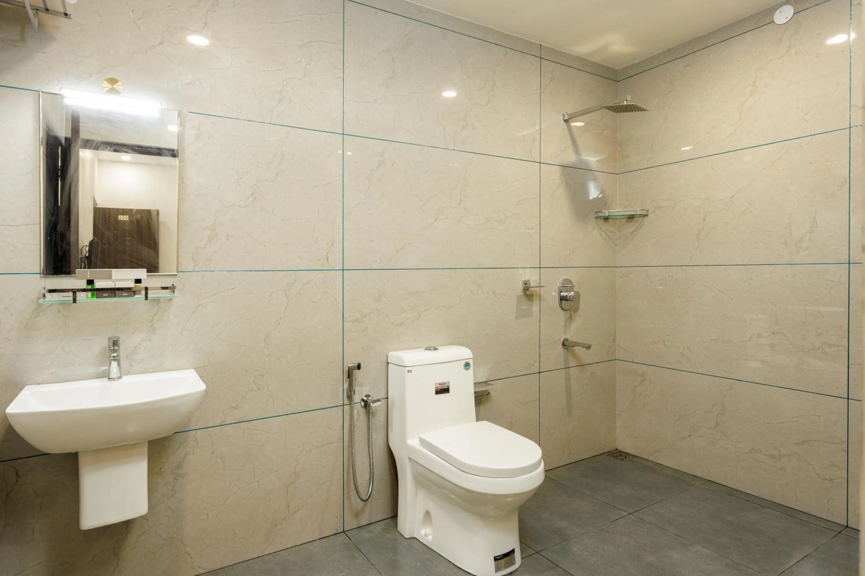 Shower in The Lotaz Hotel