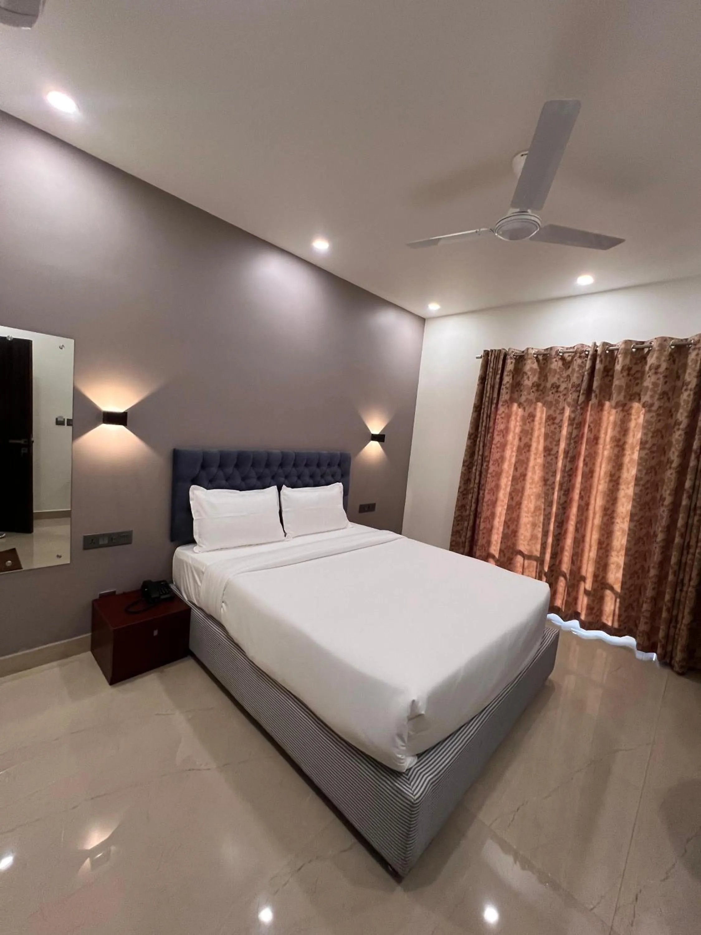 Bedroom, Bed in The Lotaz Hotel