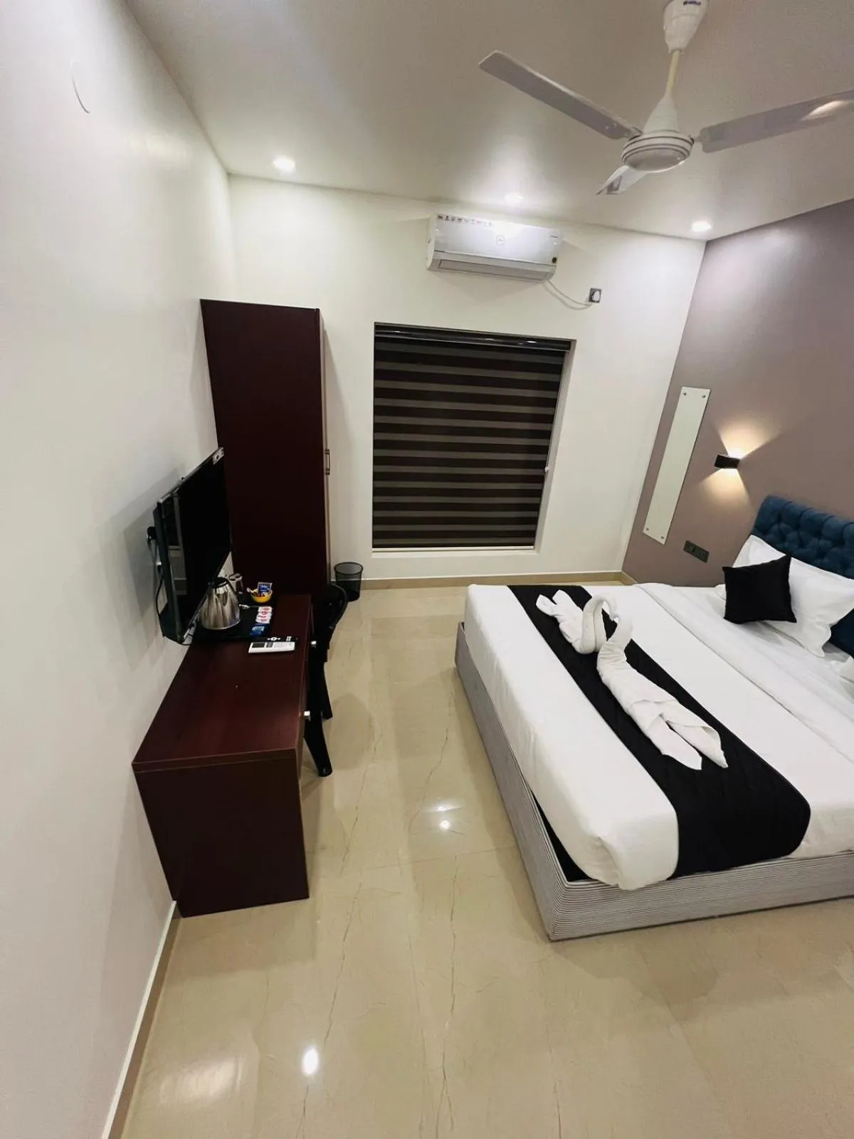 Bed in The Lotaz Hotel