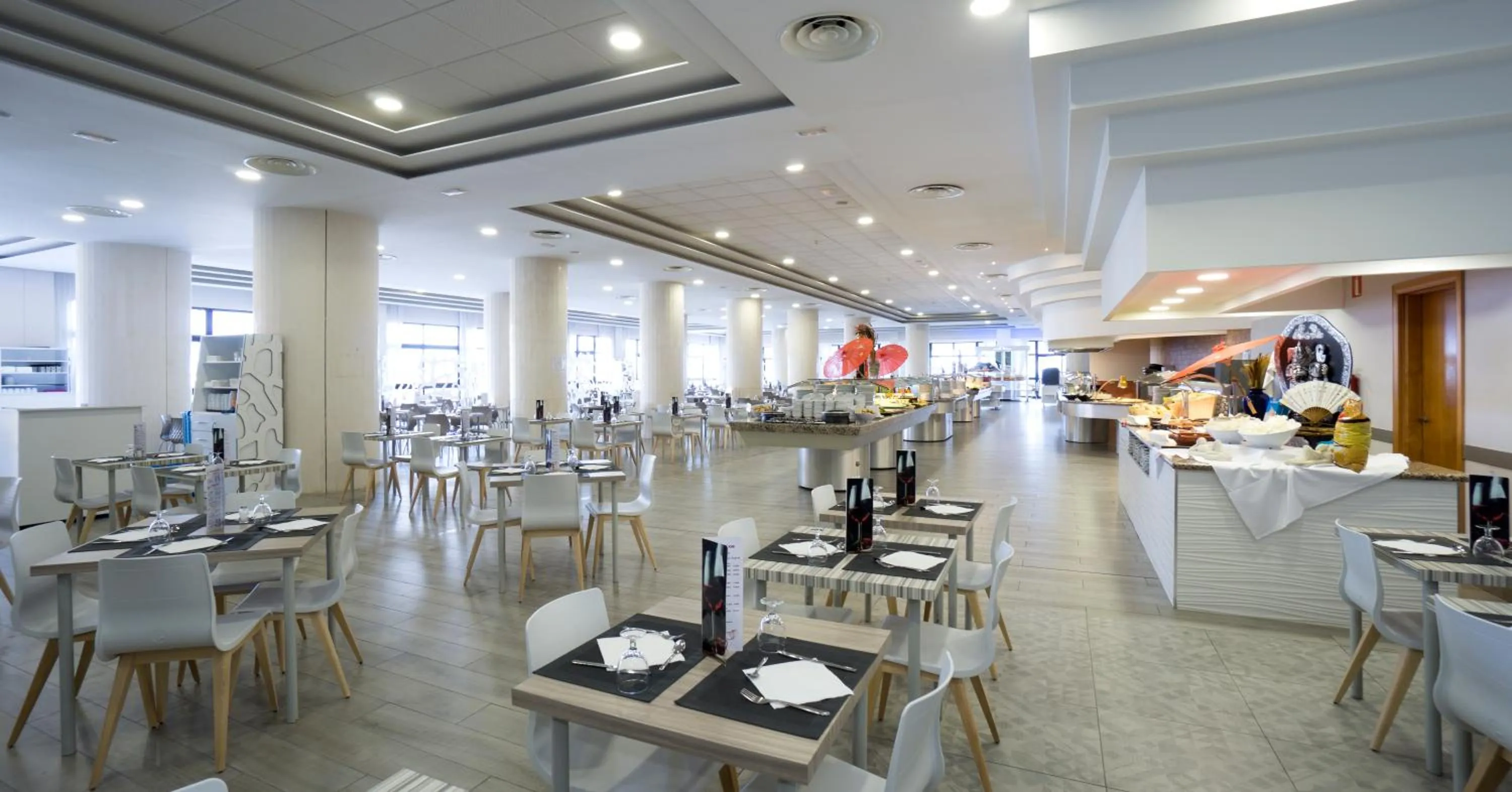 Breakfast in Hotel Puente Real