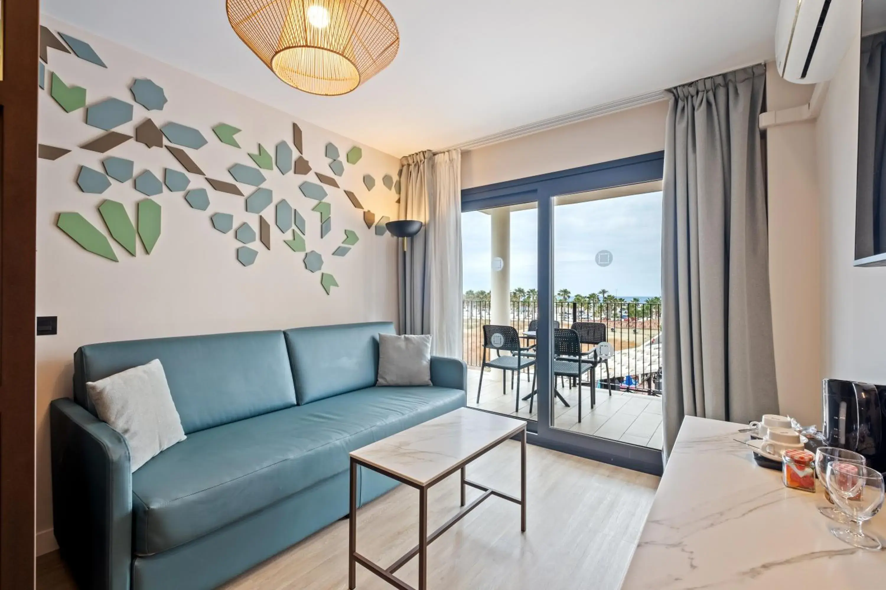 Living room in Hotel Puente Real Living room in Hotel Puente Real