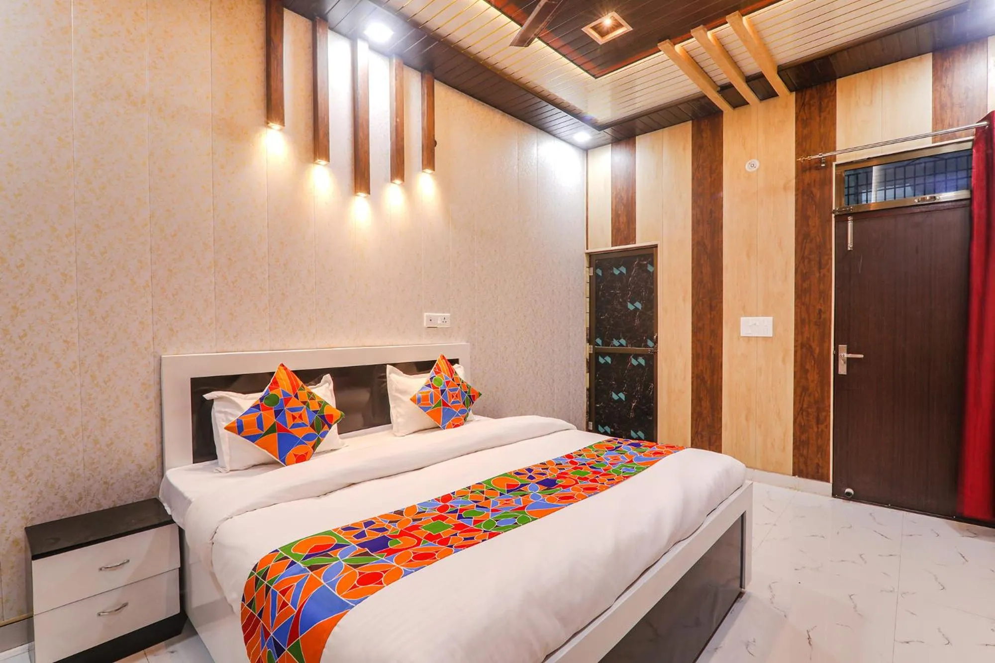 Bed in FabHotel Uma Yugul