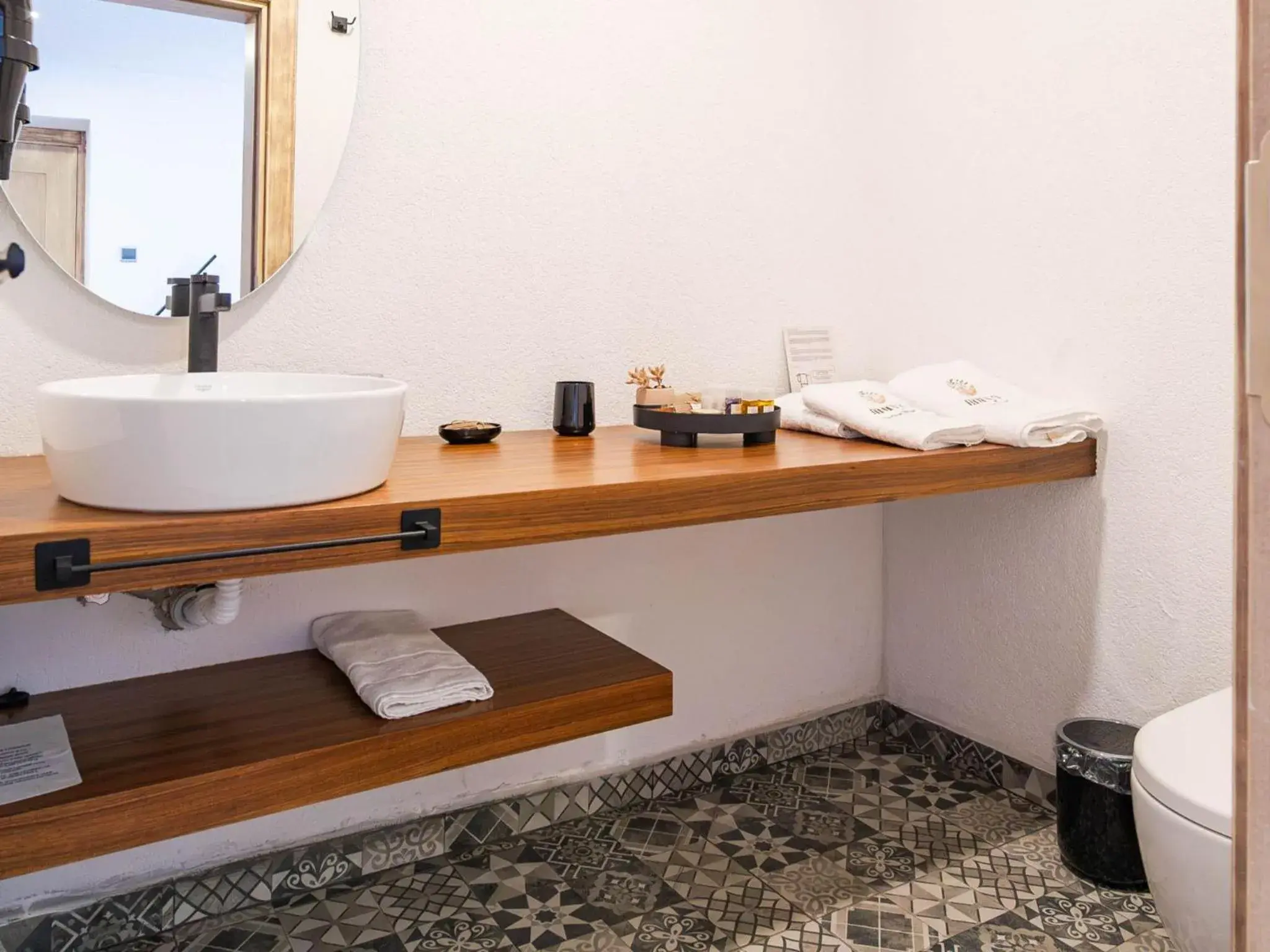 Double Room with Garden View in Muyo House Double Room with Garden View in Muyo House