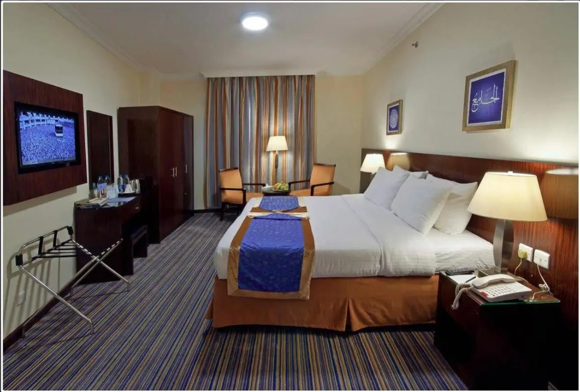 Bed in Arkan Al Manar Hotel