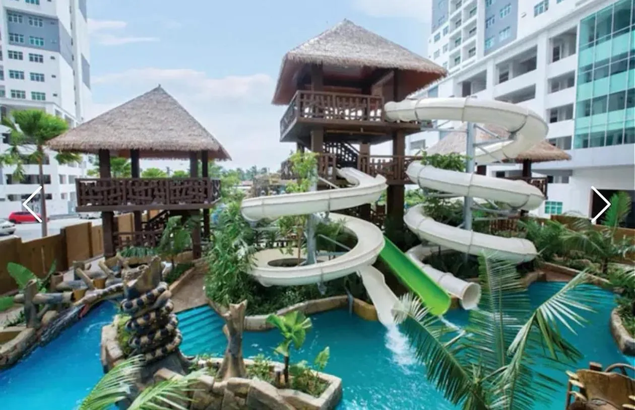 Bahagia Family House in Meritus