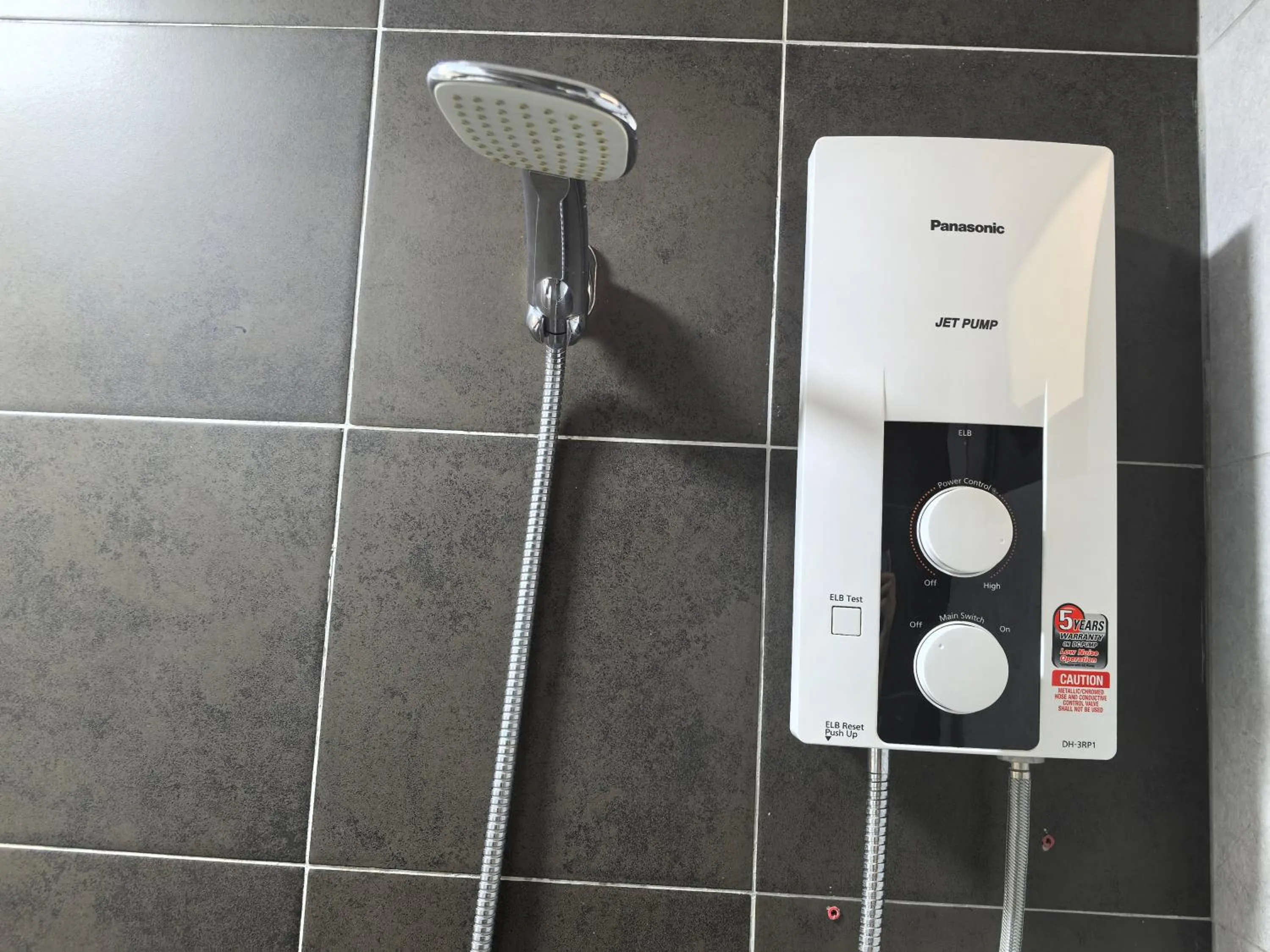 Bahagia Family House in Meritus