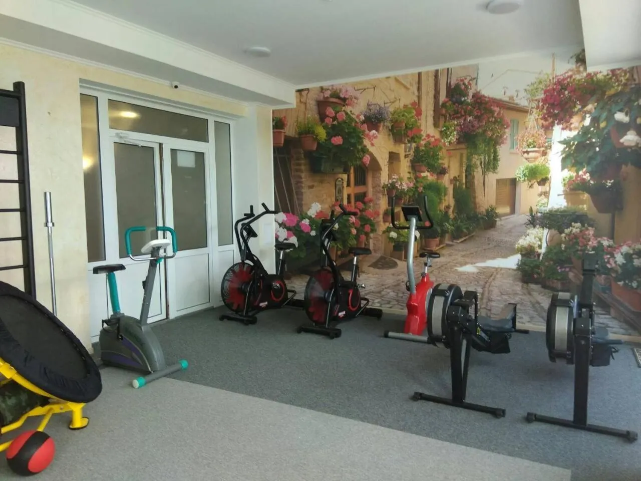 Fitness centre/facilities in VitaPark Sonyachnyy Provans