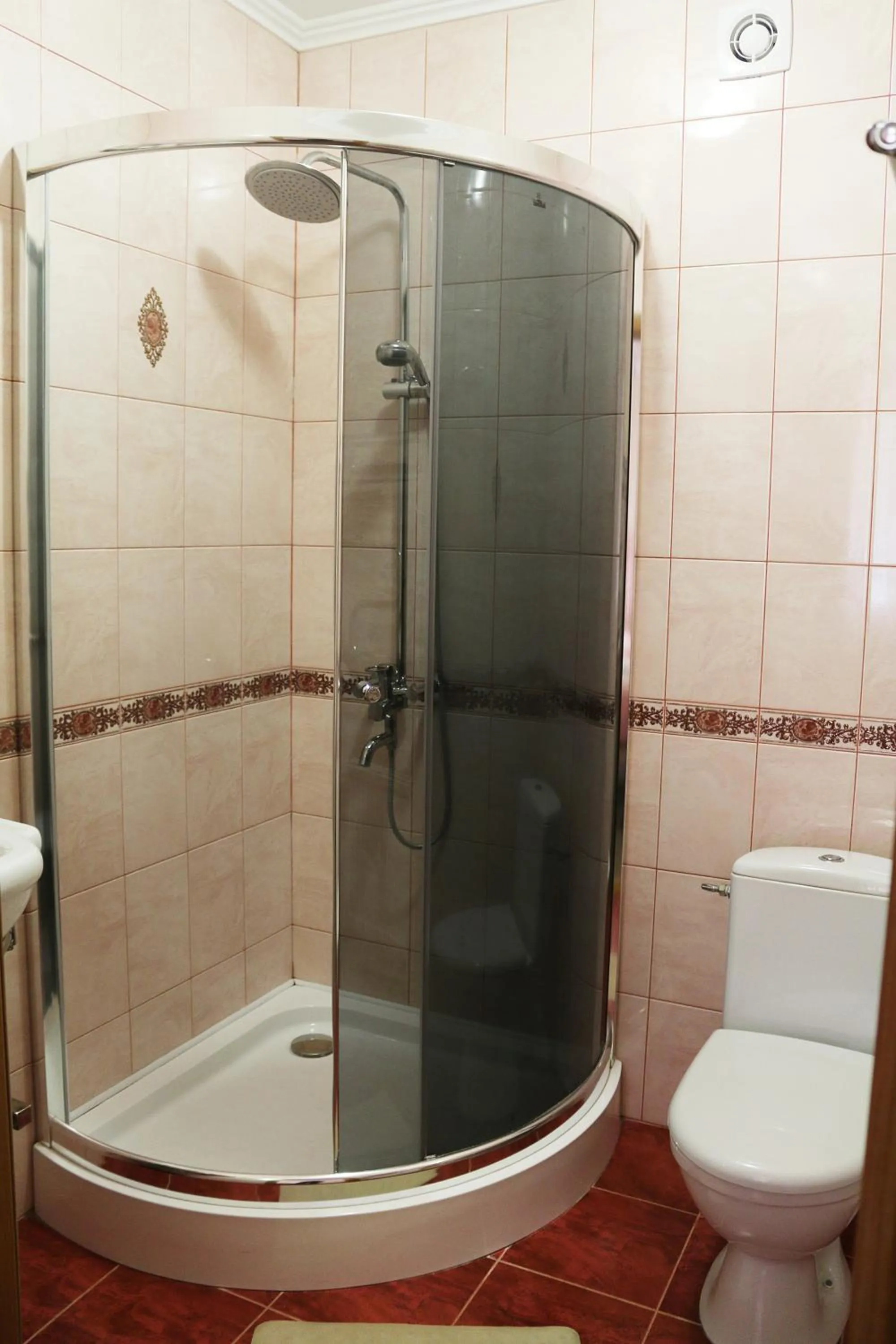 Shower in VitaPark Sonyachnyy Provans