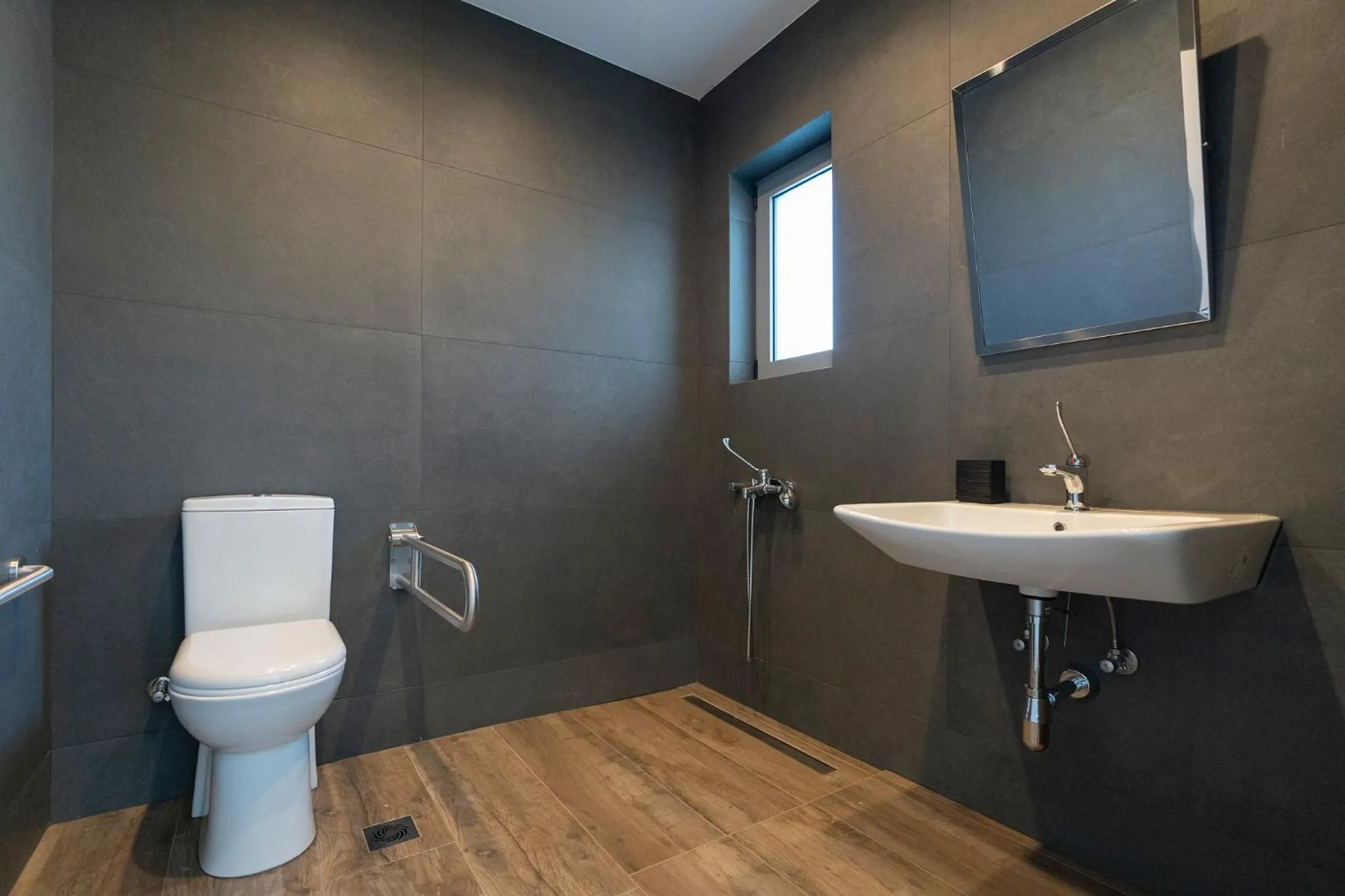 Shower in Sweet Mary Suites