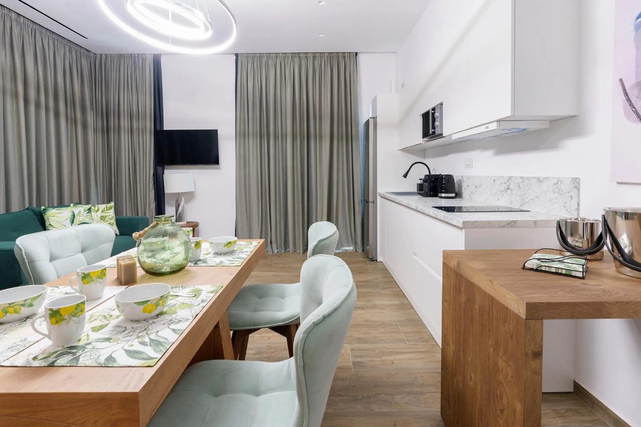 TV and multimedia in Sweet Mary Suites