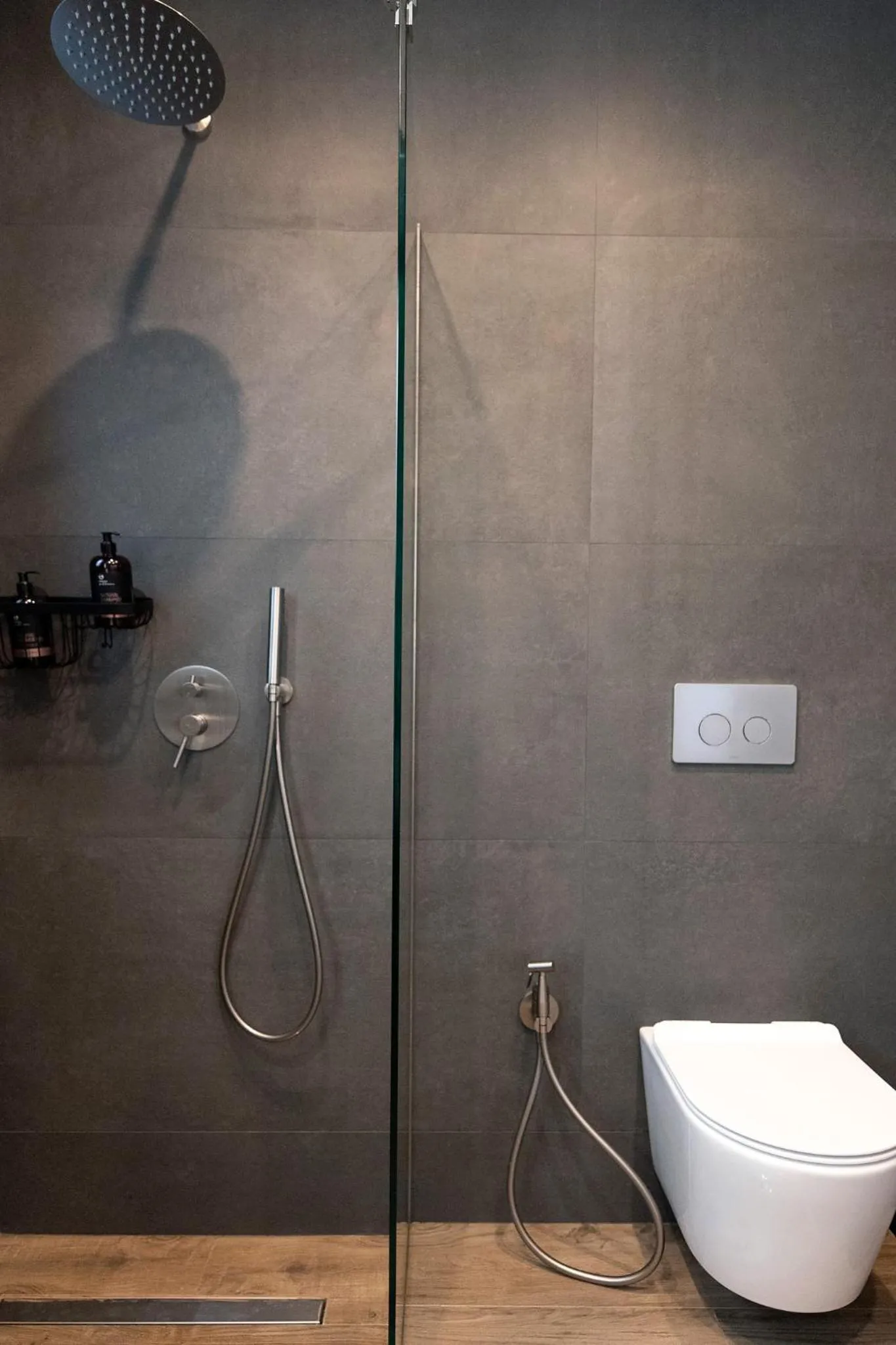 Shower in Sweet Mary Suites
