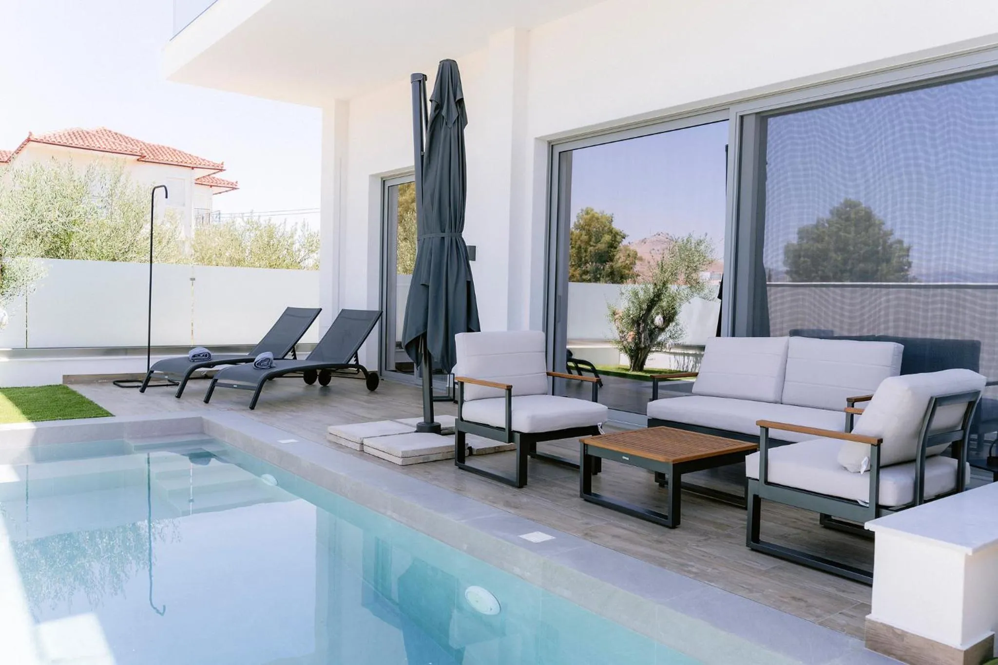Seating area in Sweet Mary Suites