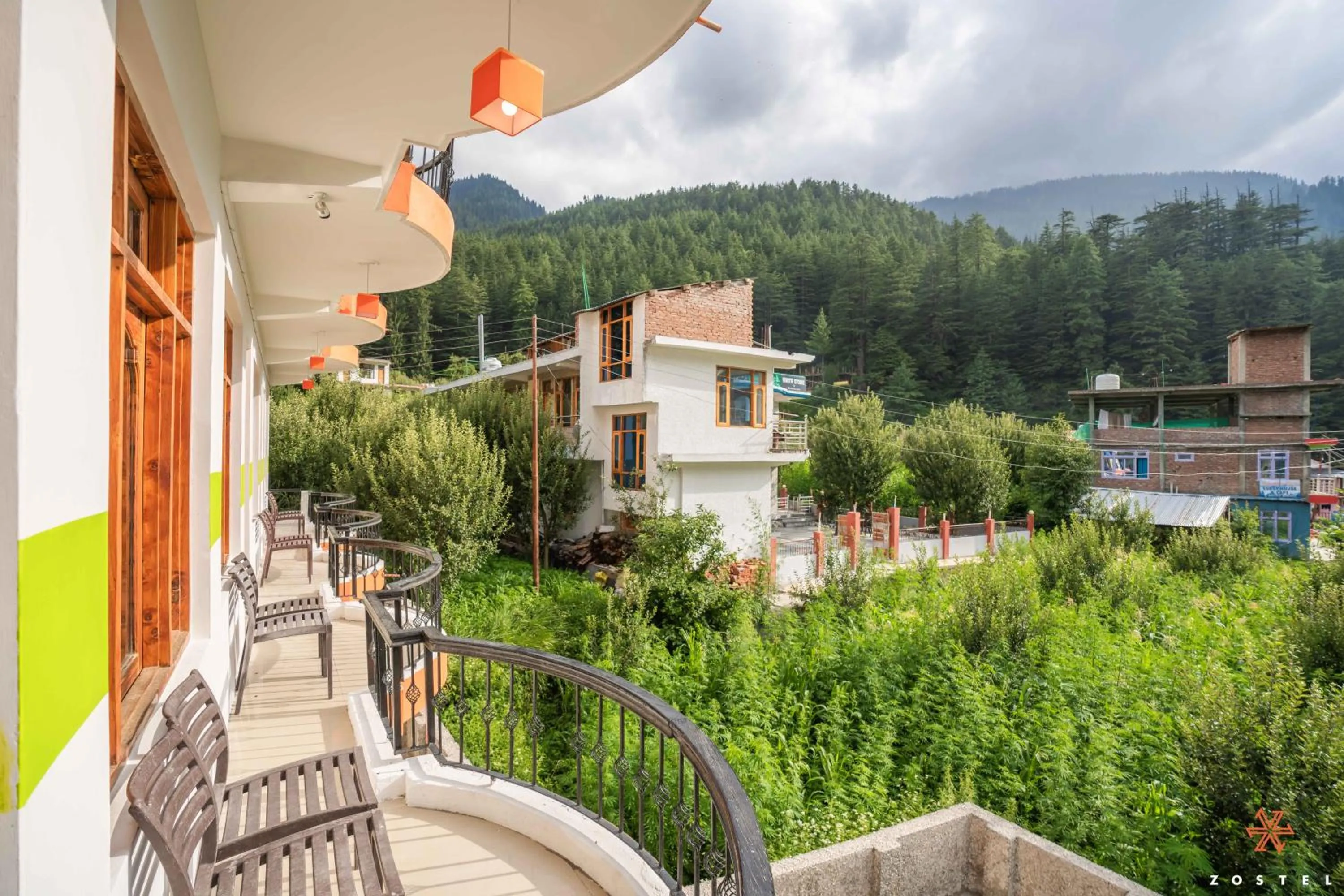 Property building in Zostel Pulga