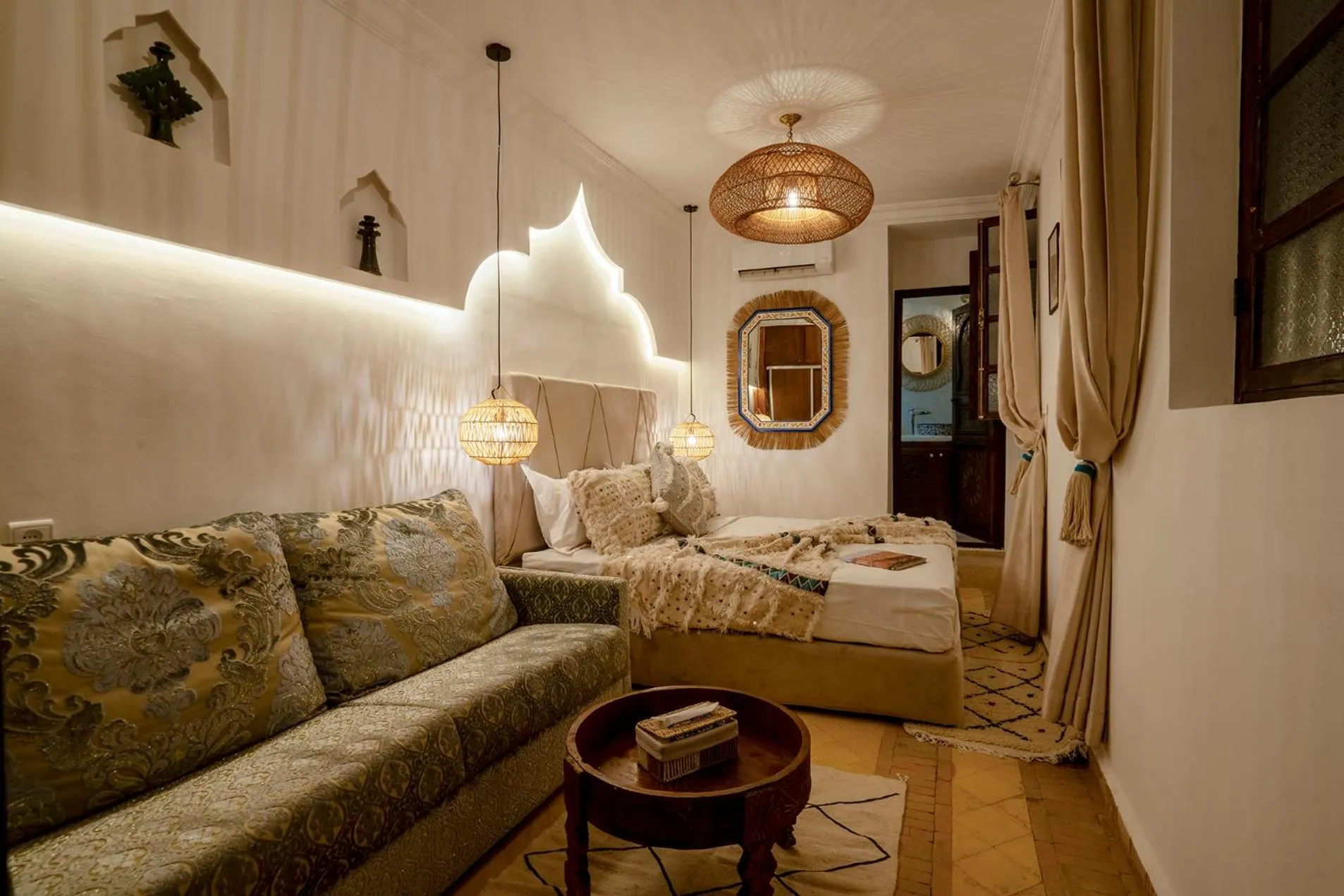 View (from property/room), Bed in Riad Yalla habibi