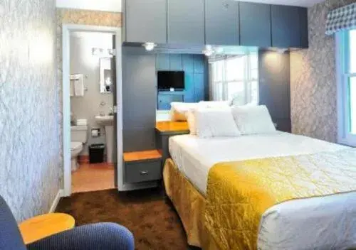 Diamond - The Historic Crags Lodge - ST Diamond - The Historic Crags Lodge - ST