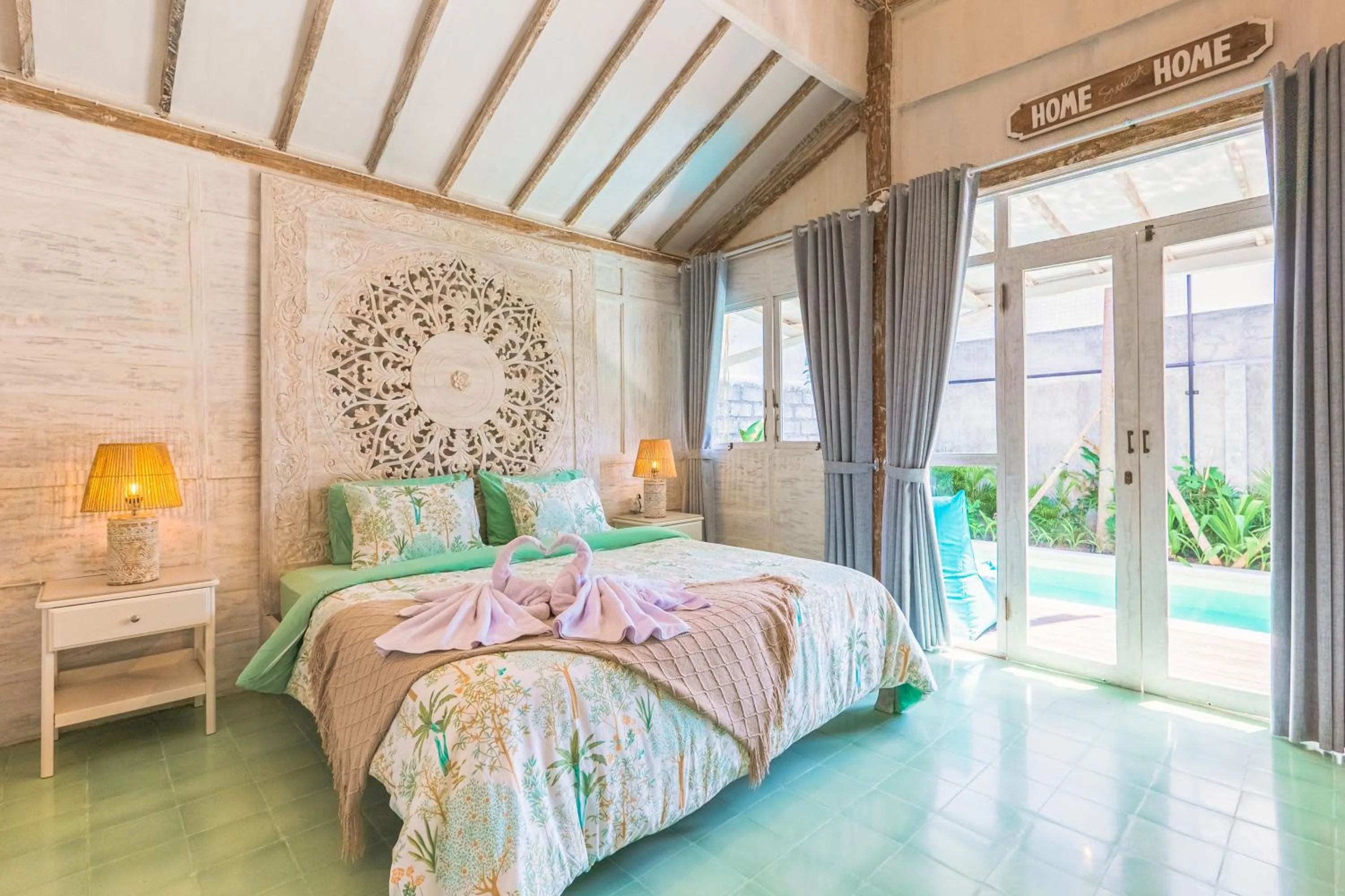 Bed in SooBali Mint Cottage Sanur 1BR