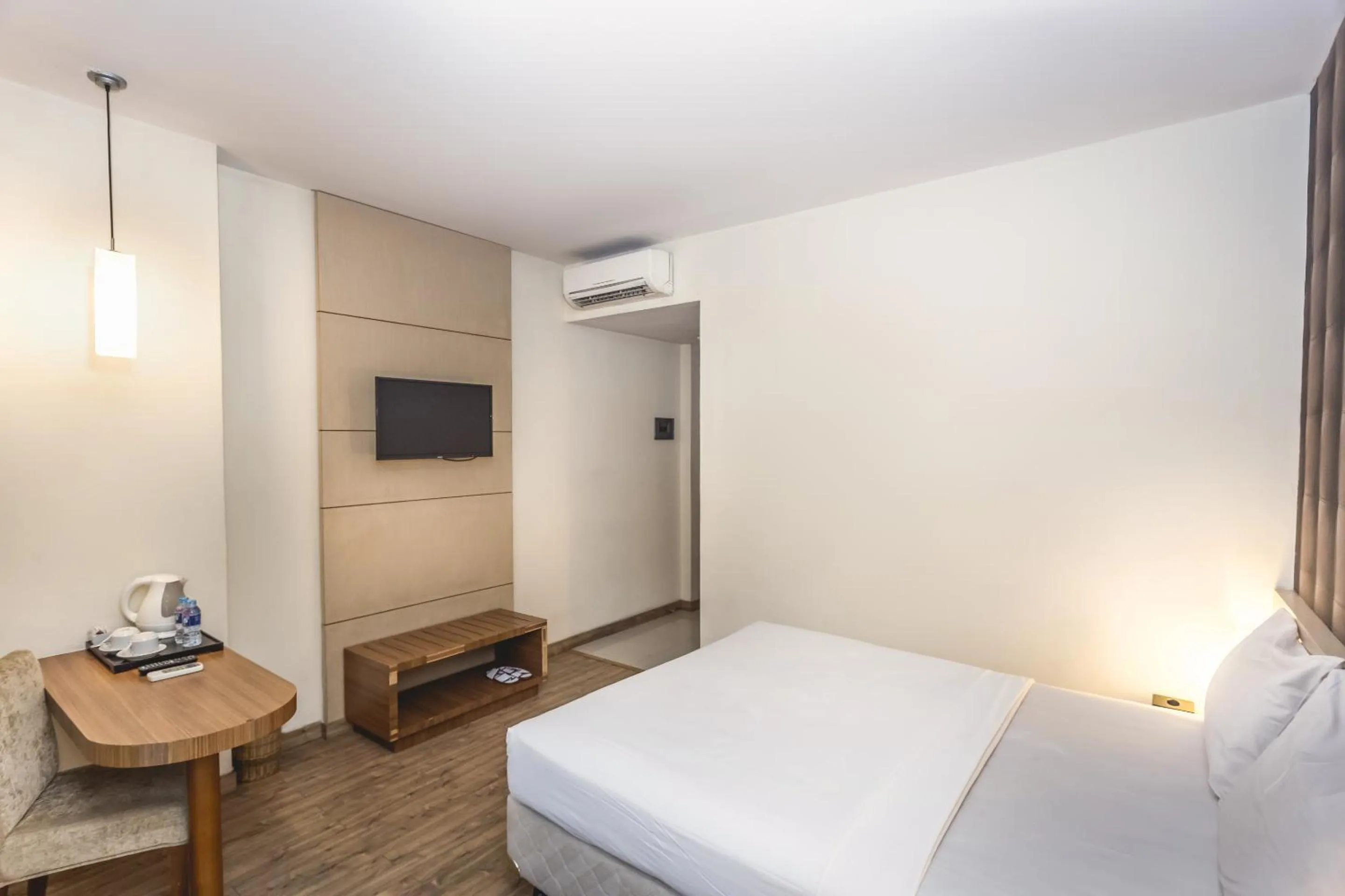 Bed in Feodora Hotel