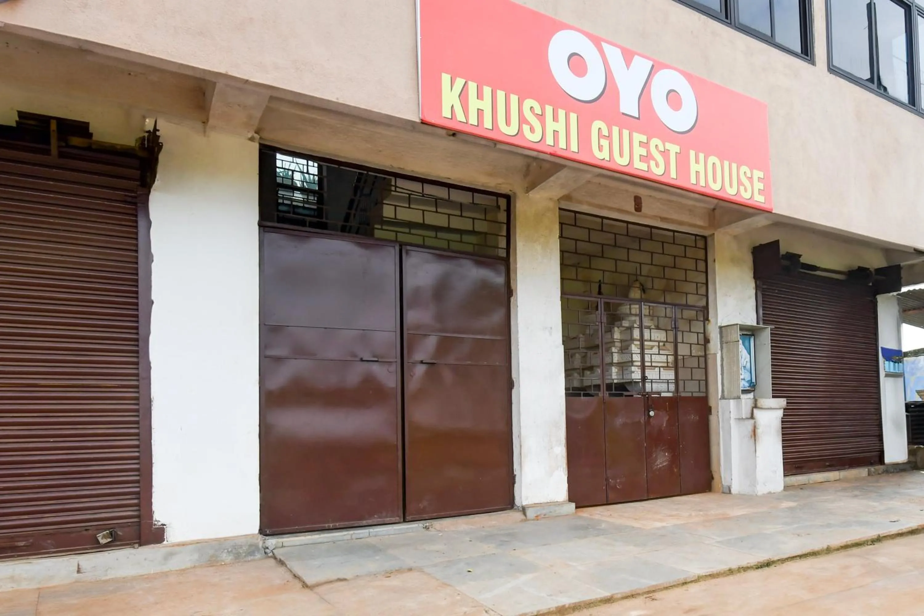 Facade/entrance in Hotel O Khushi Guest House