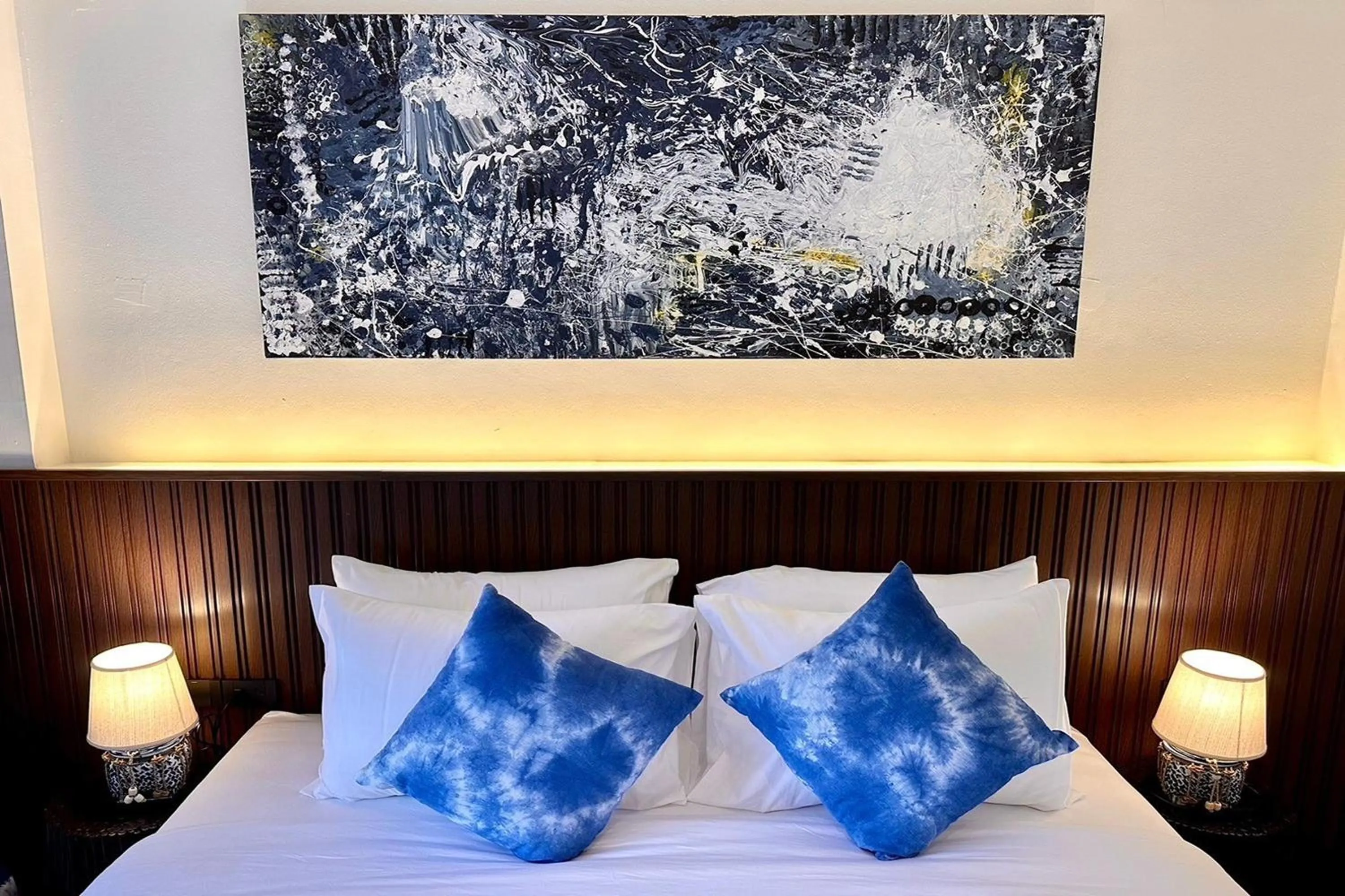 Bed in Nuan Nil Secret Courtyard