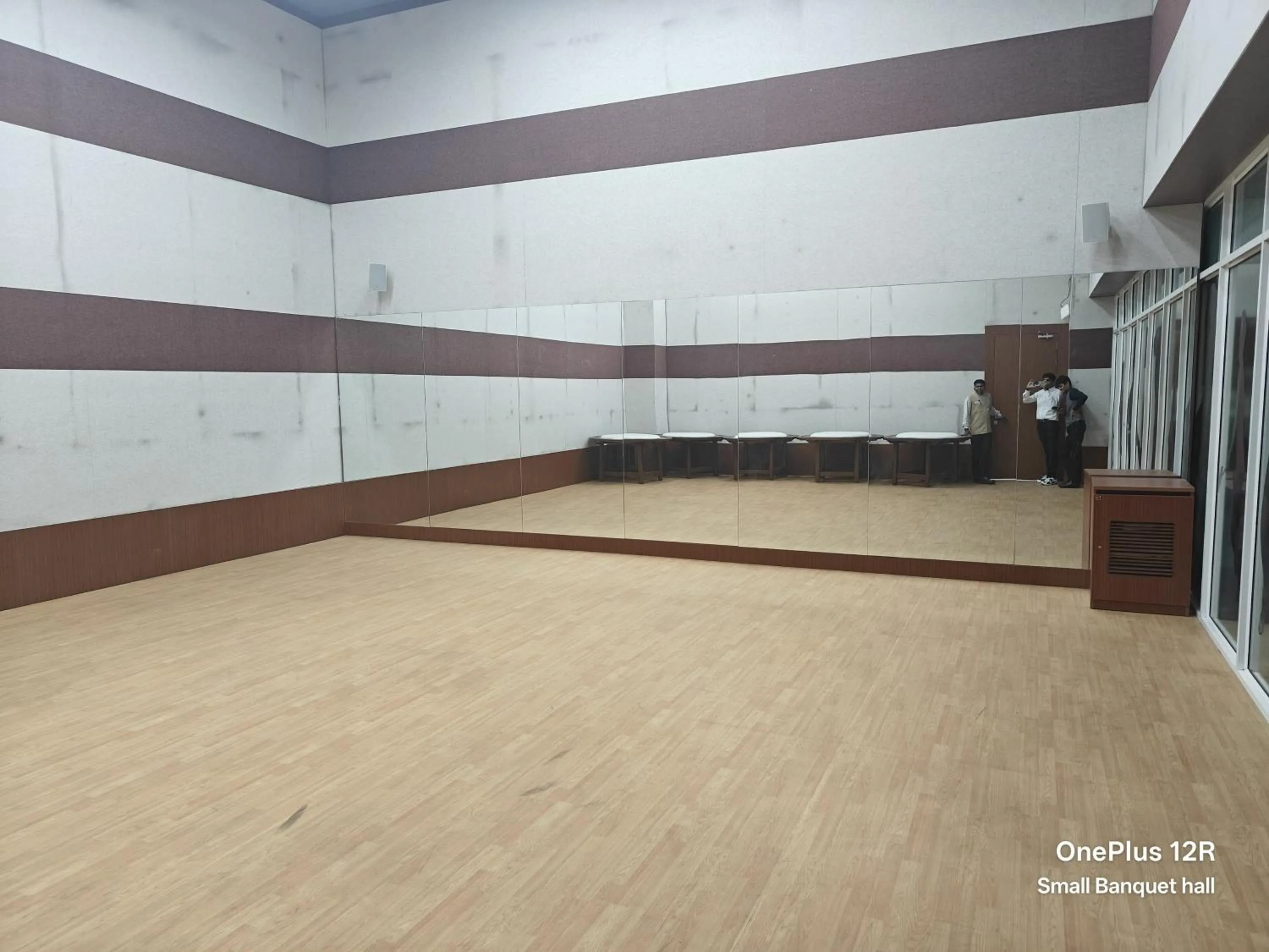 Meeting/conference room in Ramada by Wyndham Ahmedabad Narendra Modi Stadium Motera