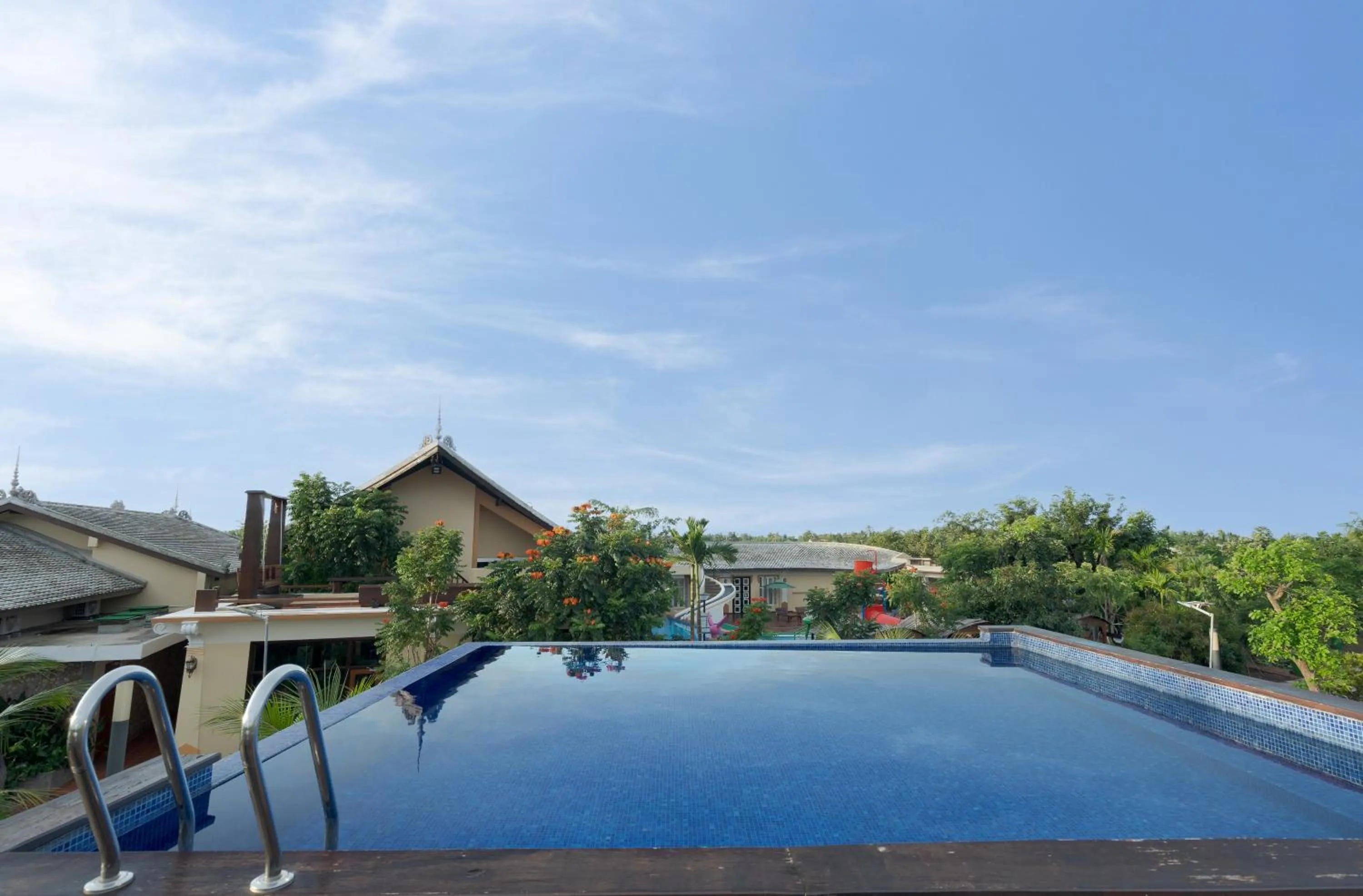 Day in Komsan Kampot Resort