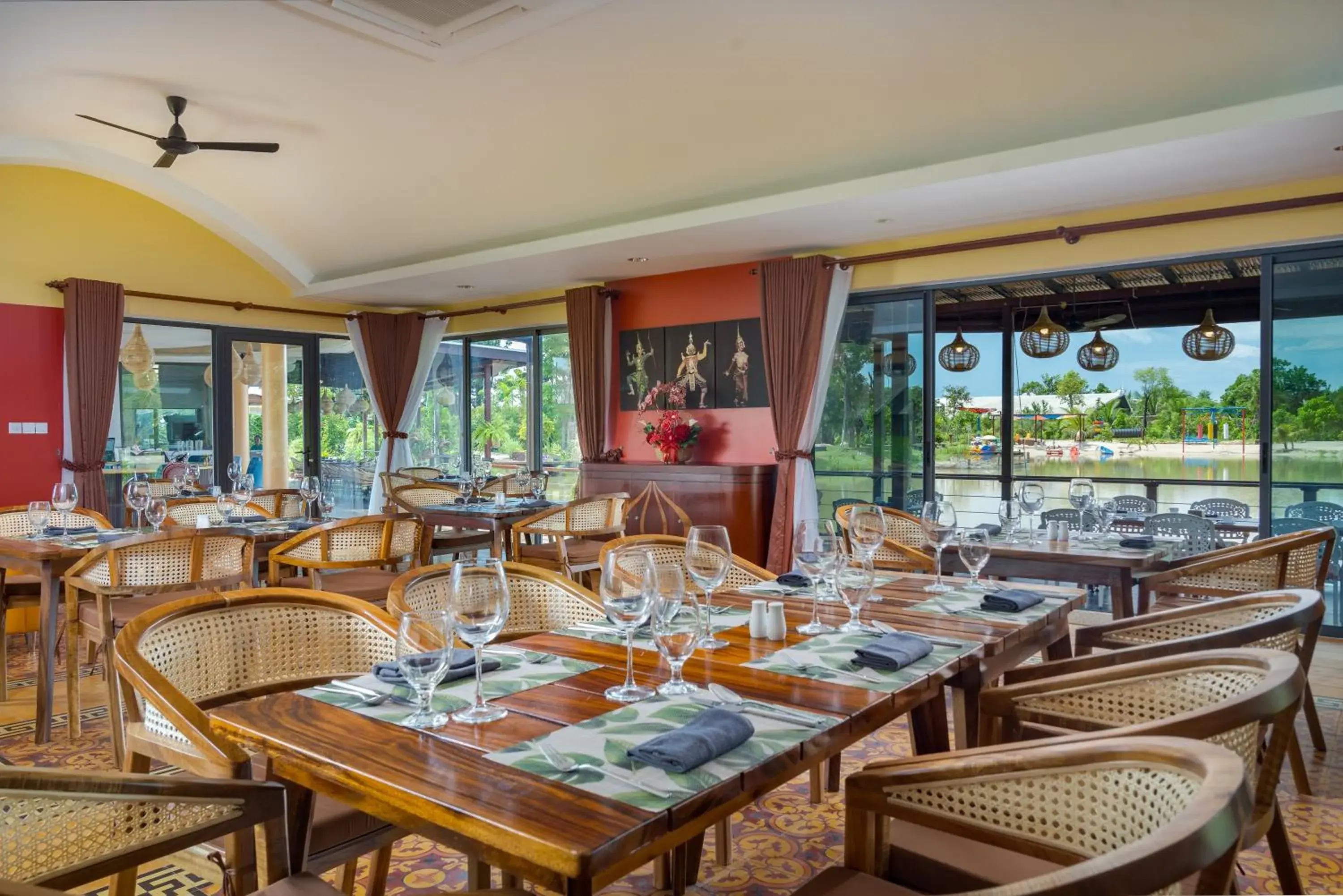 Restaurant/places to eat in Komsan Kampot Resort Restaurant/places to eat in Komsan Kampot Resort