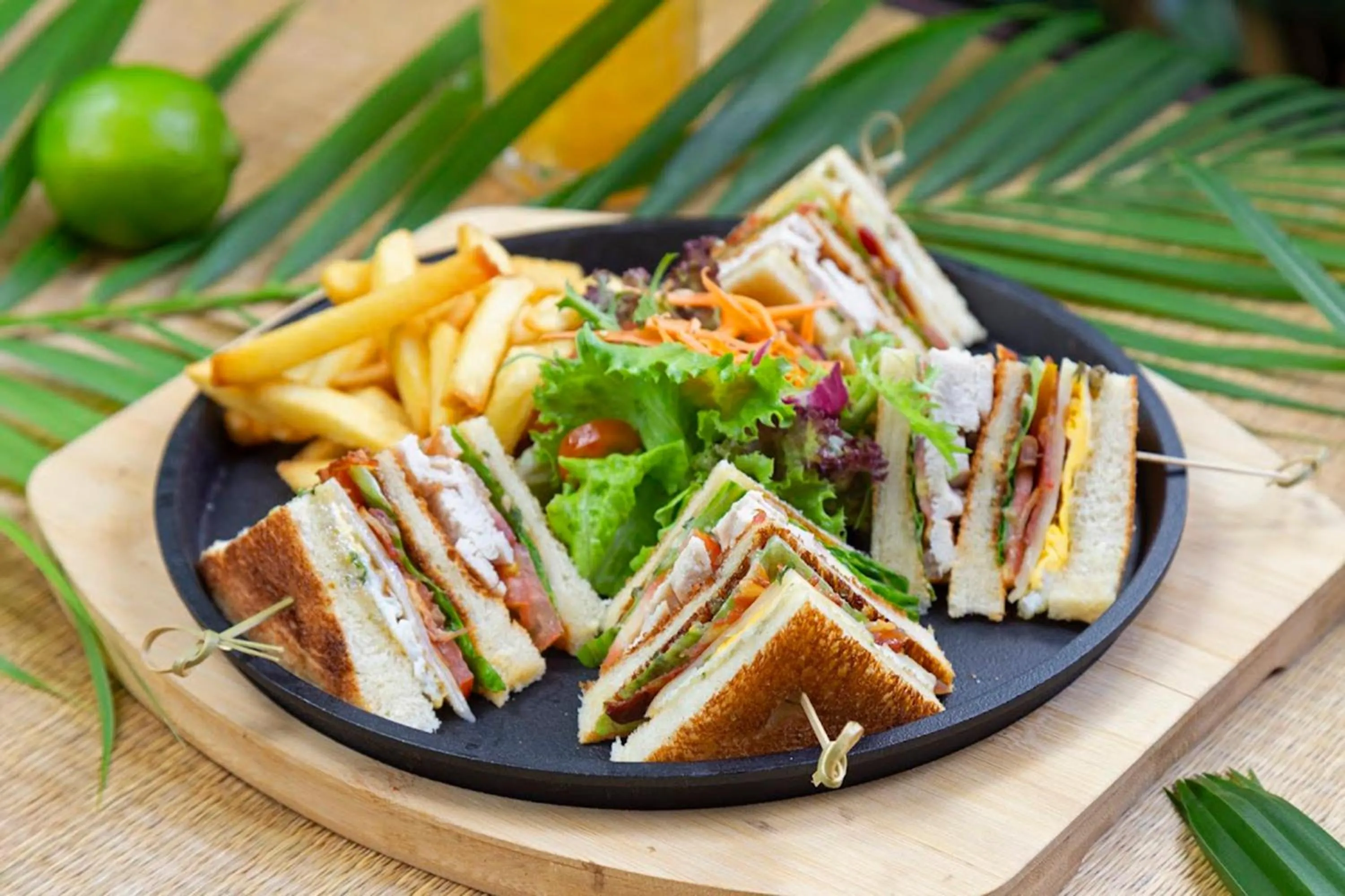 Food and drinks in Komsan Kampot Resort