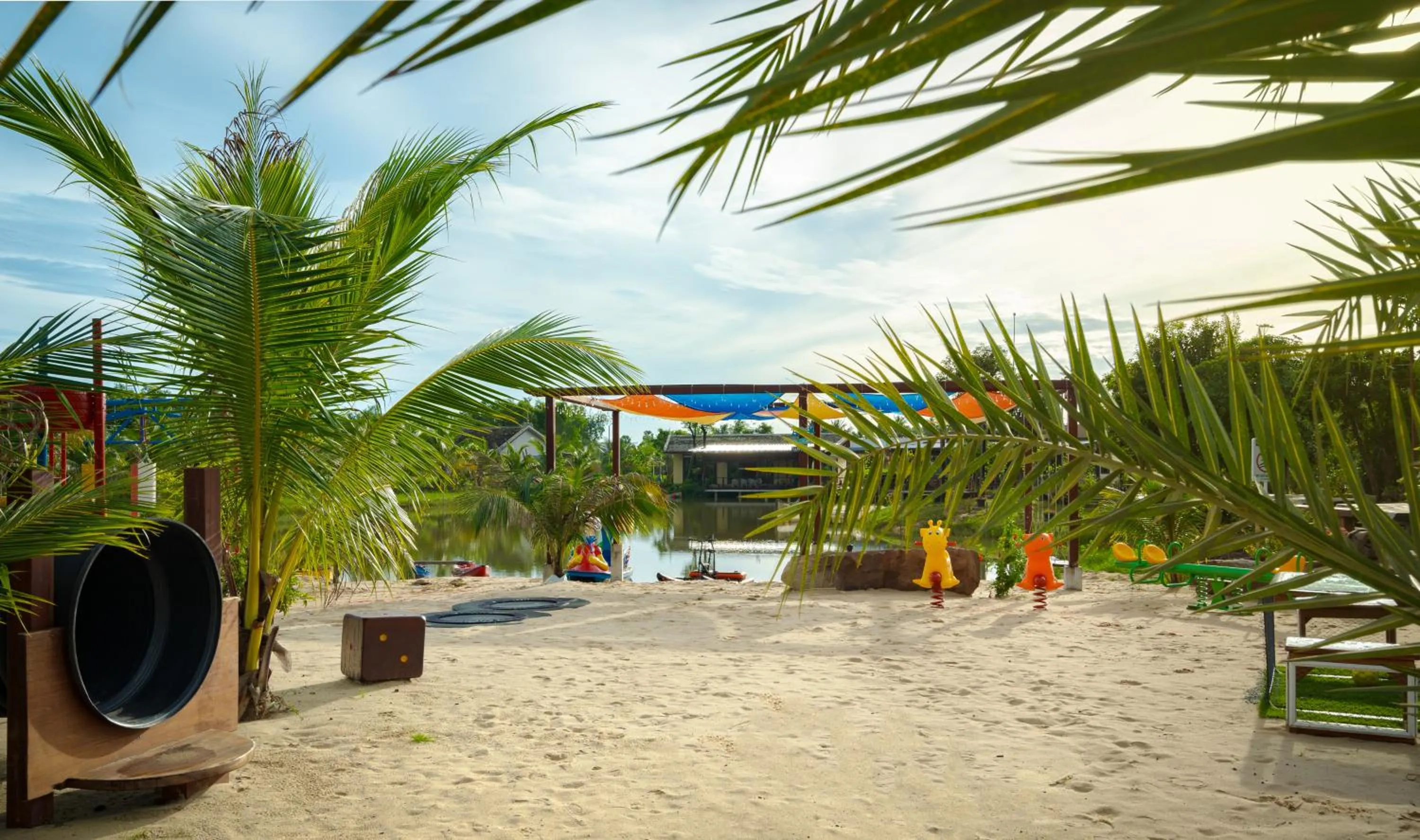 Day in Komsan Kampot Resort