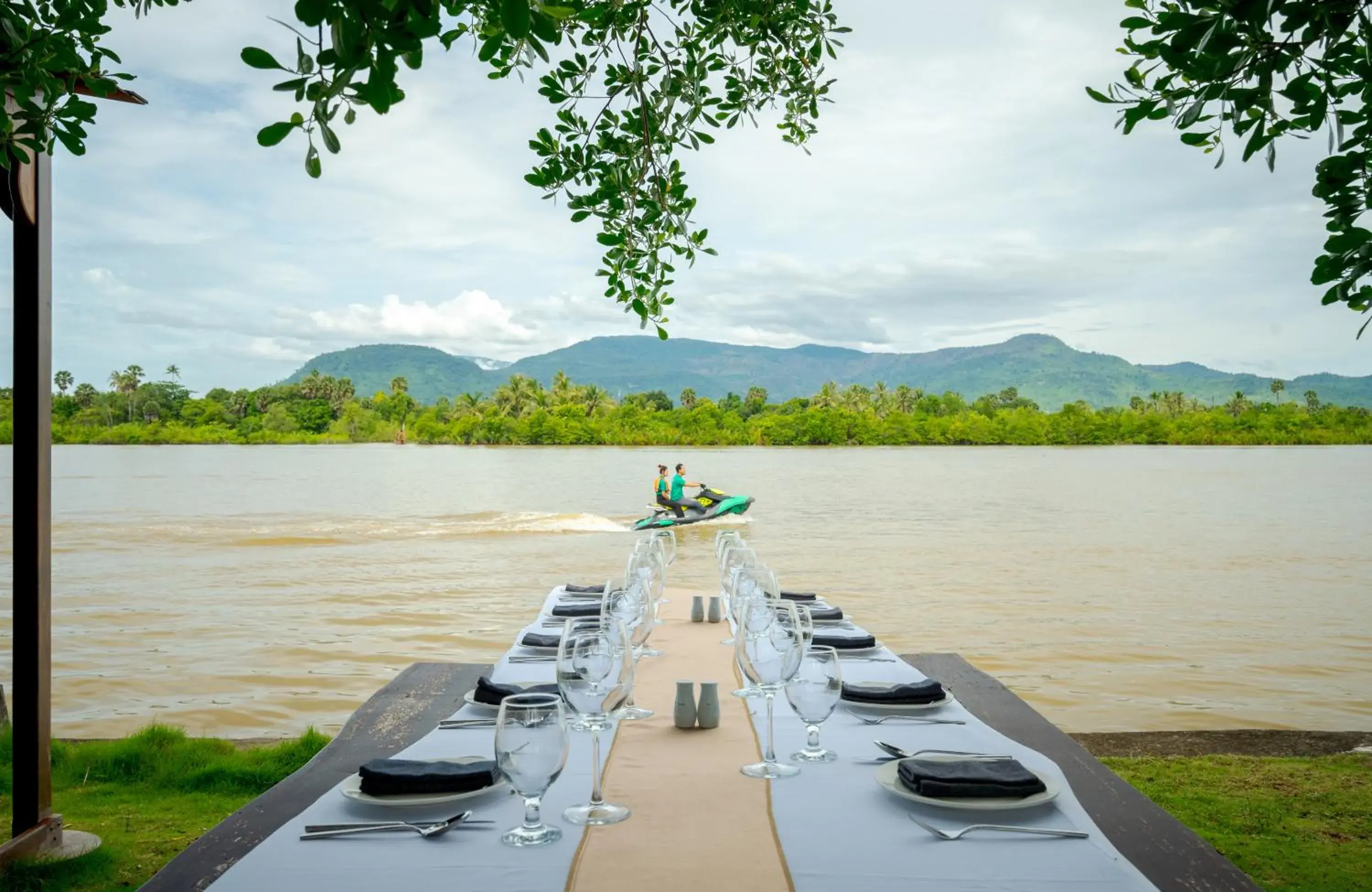 Mountain view in Komsan Kampot Resort Mountain view in Komsan Kampot Resort