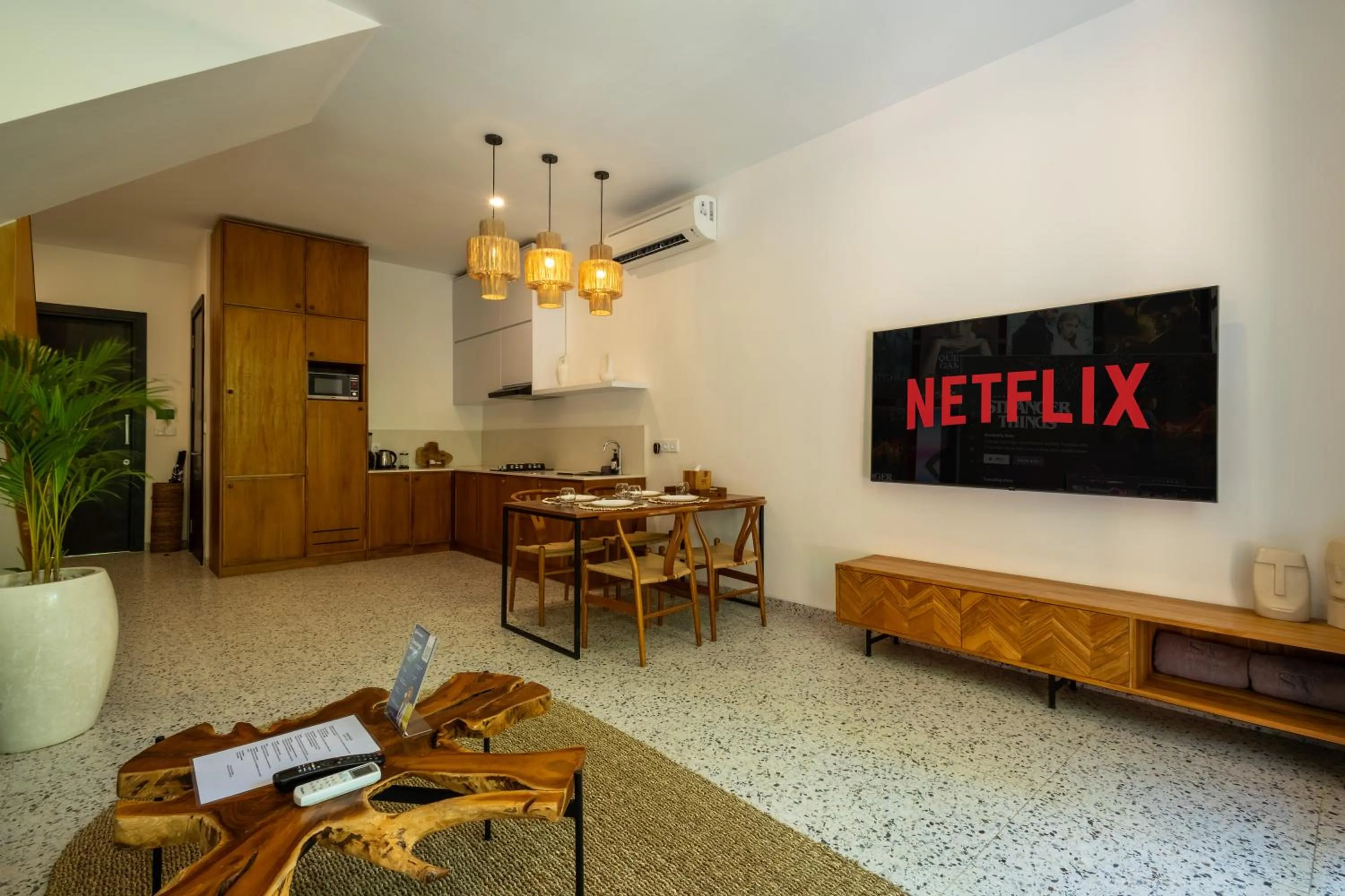 TV and multimedia in Sunny Nine Villa by Betterplace