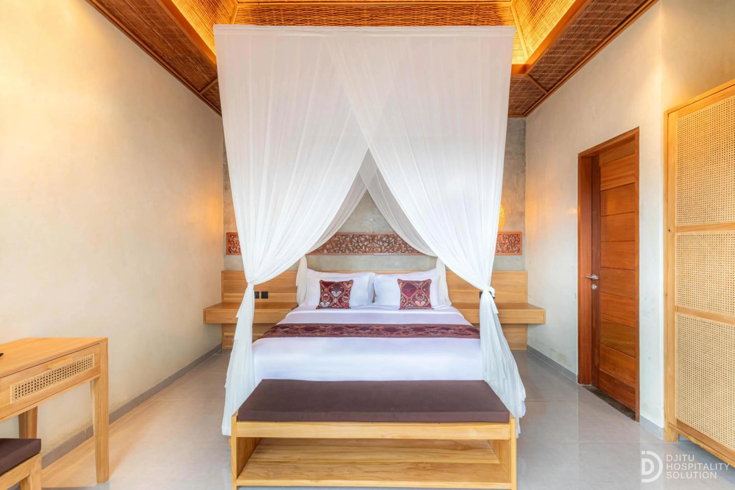 Bedroom, Bed in Weda Villas