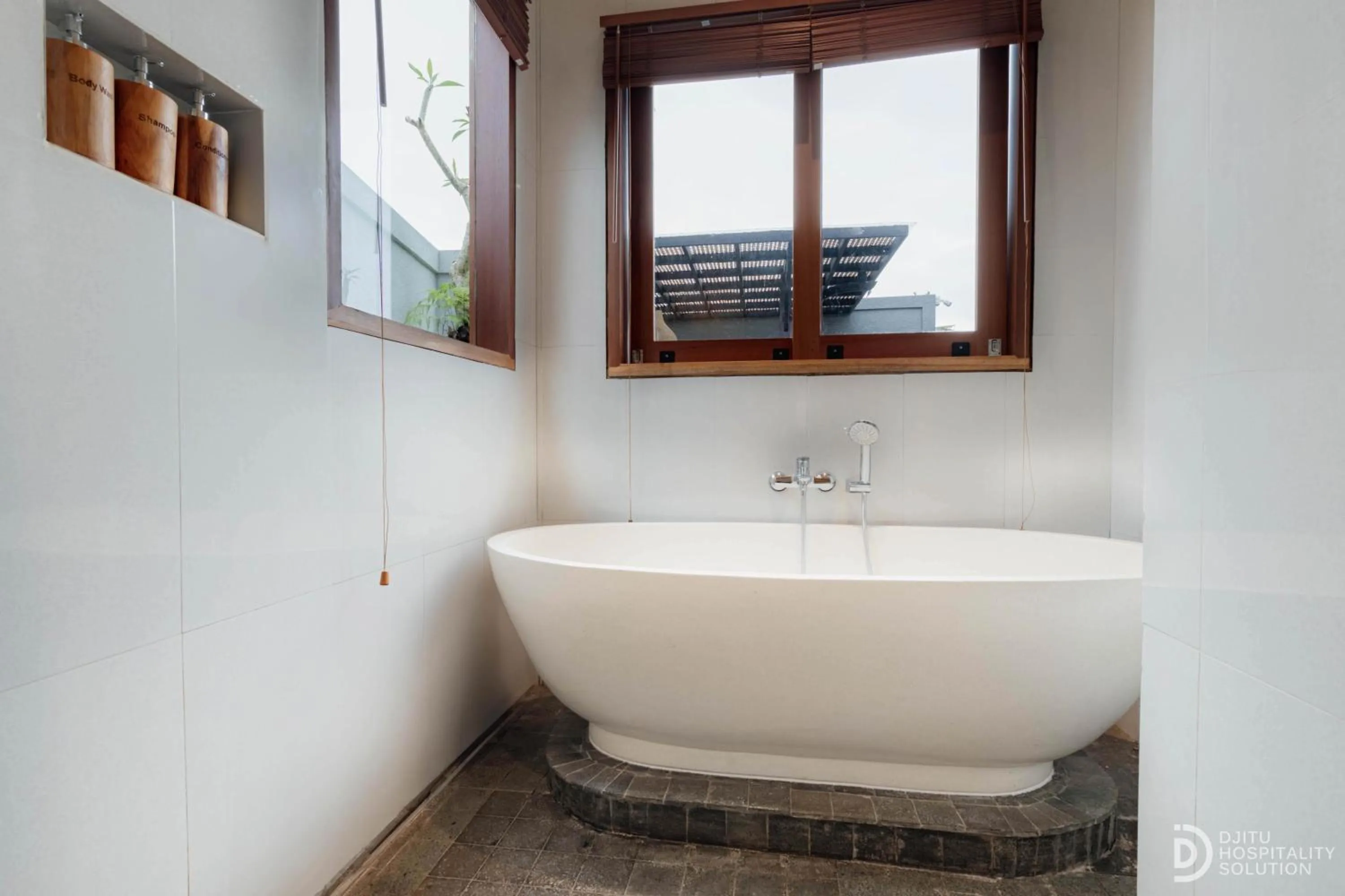 Bathroom in Weda Villas