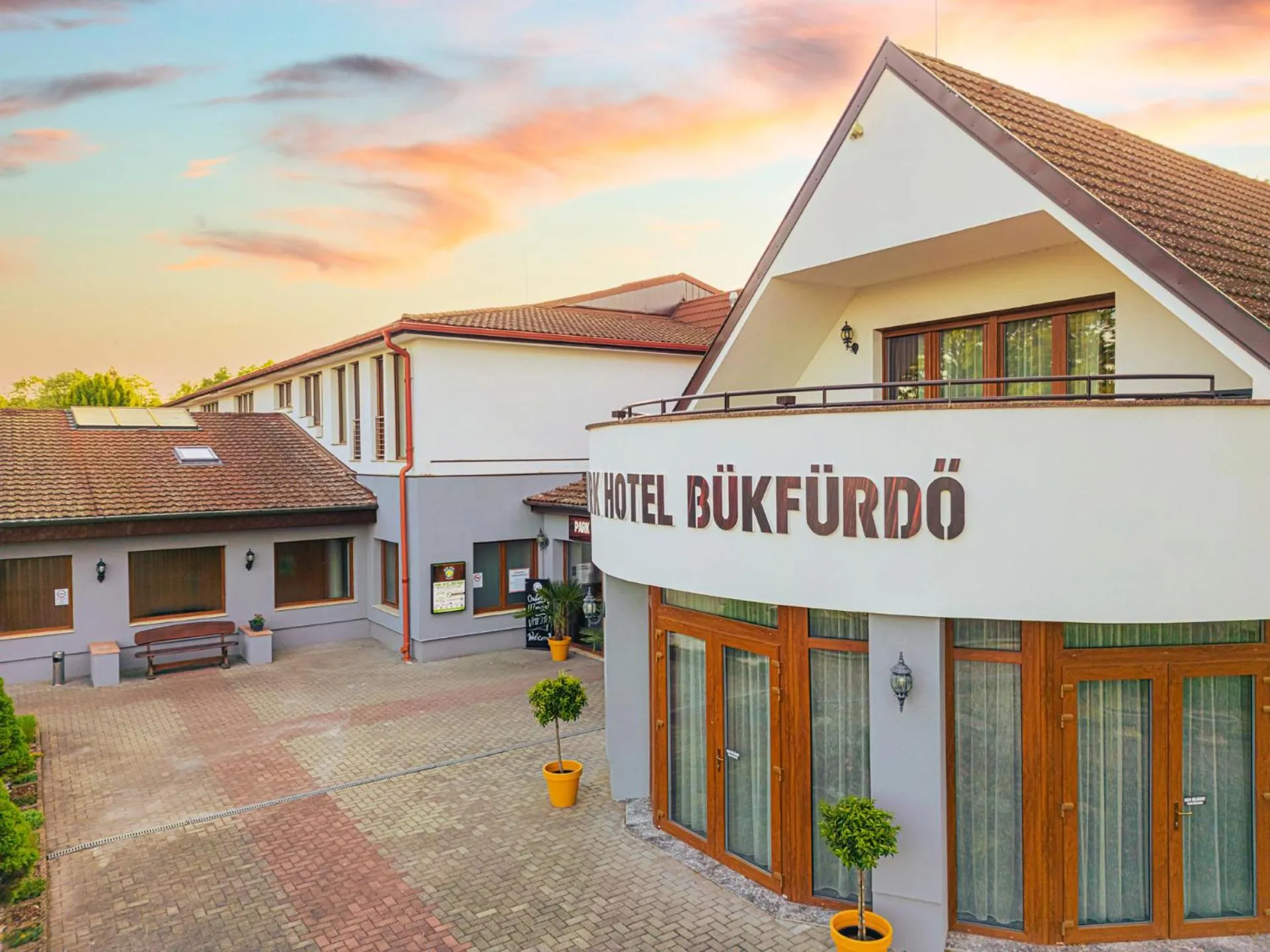 Property building in Park Hotel Bükfürdő