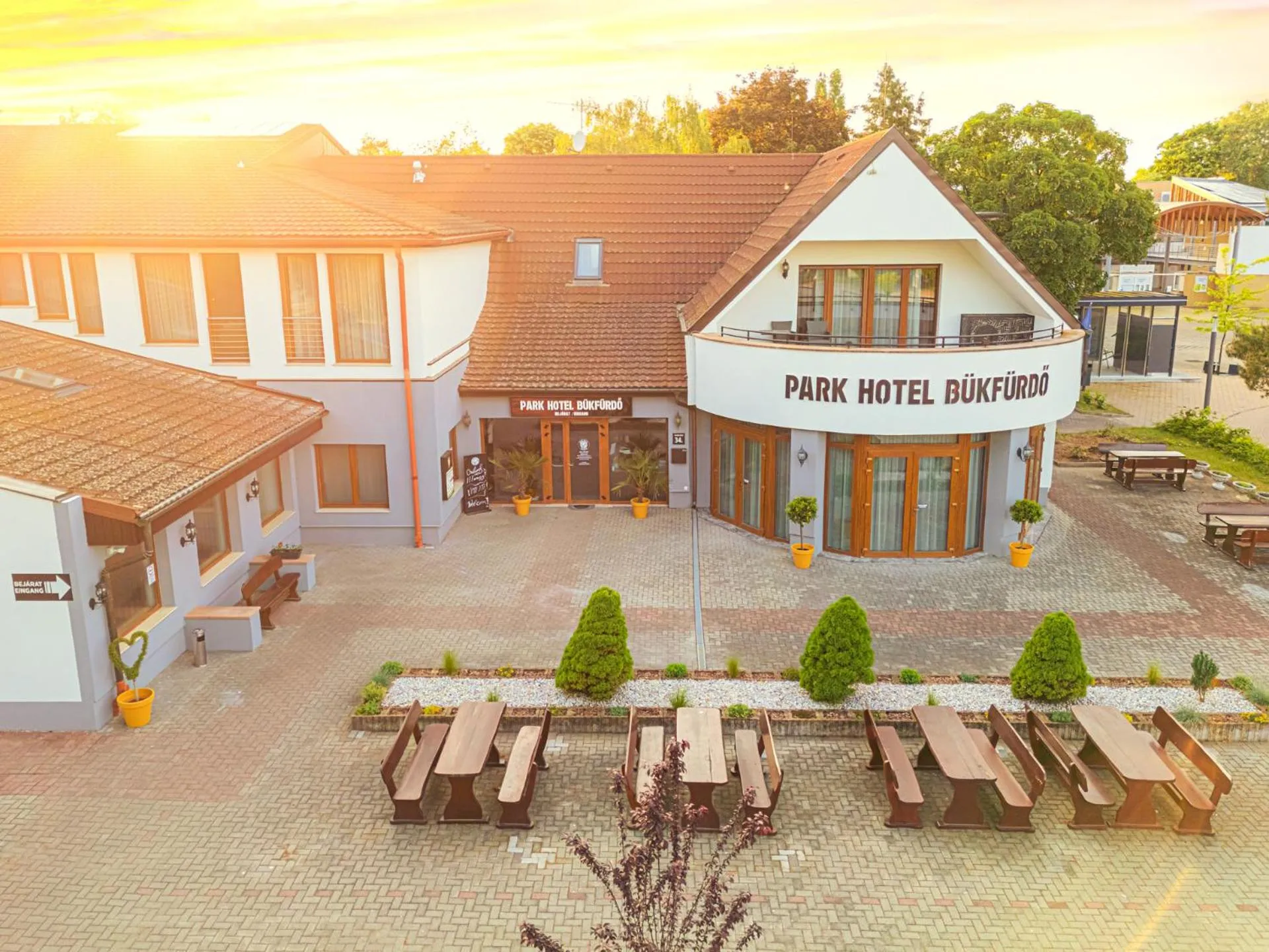 Property building in Park Hotel Bükfürdő