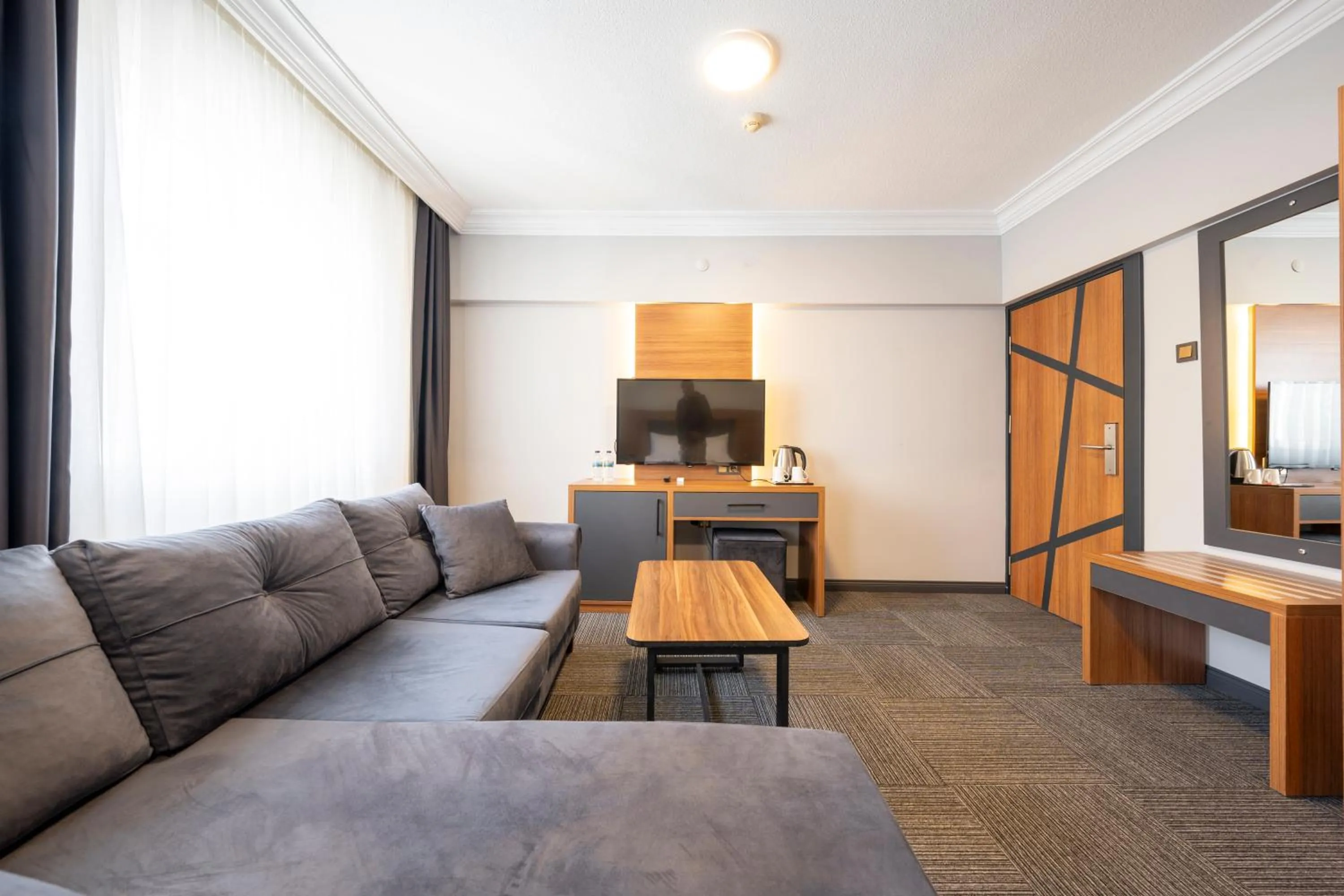 Photo of the whole room in Maltepe MANHATTAN OTEL